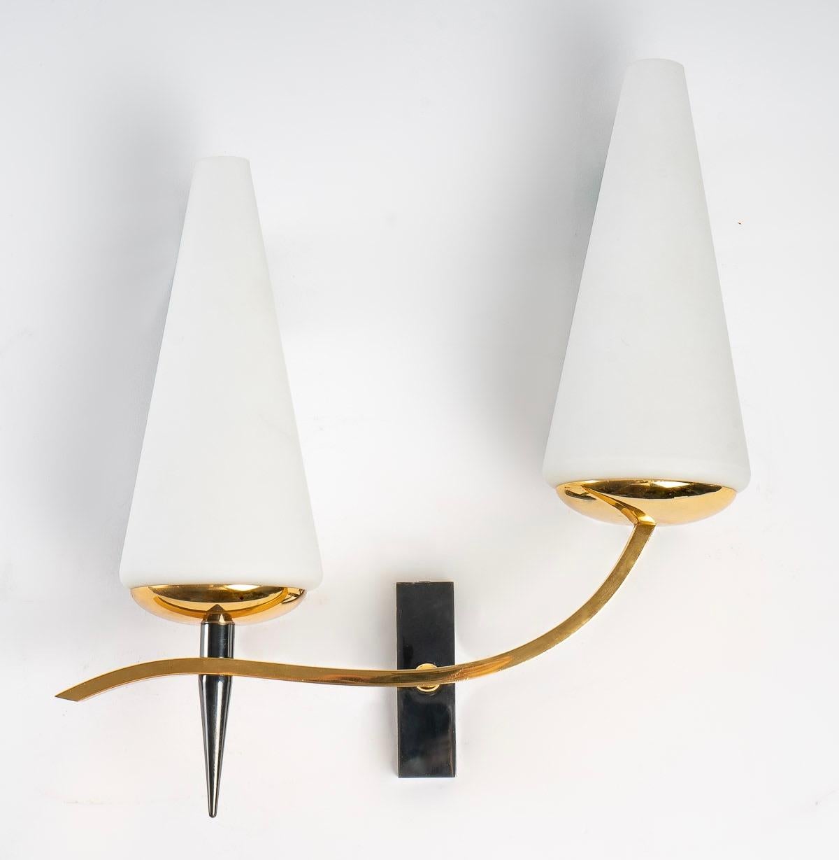 Brass 1950 Pair of Assymetrical Sconces by the Maison Arlus For Sale