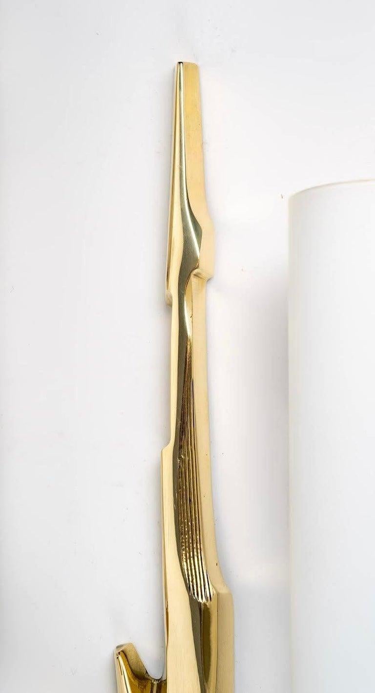 1950 Pair of bronze and opaline sconces by Maison Arlus. In Good Condition For Sale In Saint-Ouen, FR