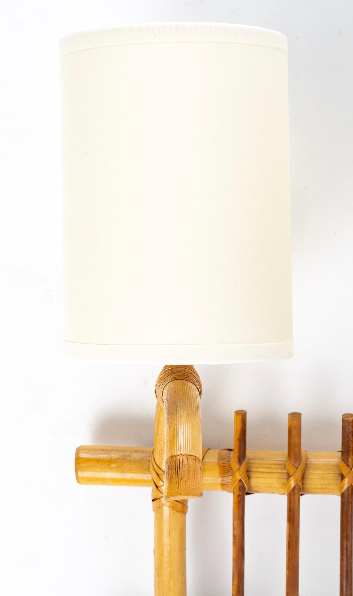 1950 Pair of Louis Sognot Rattan Wall Lamps In Good Condition In Saint-Ouen, FR