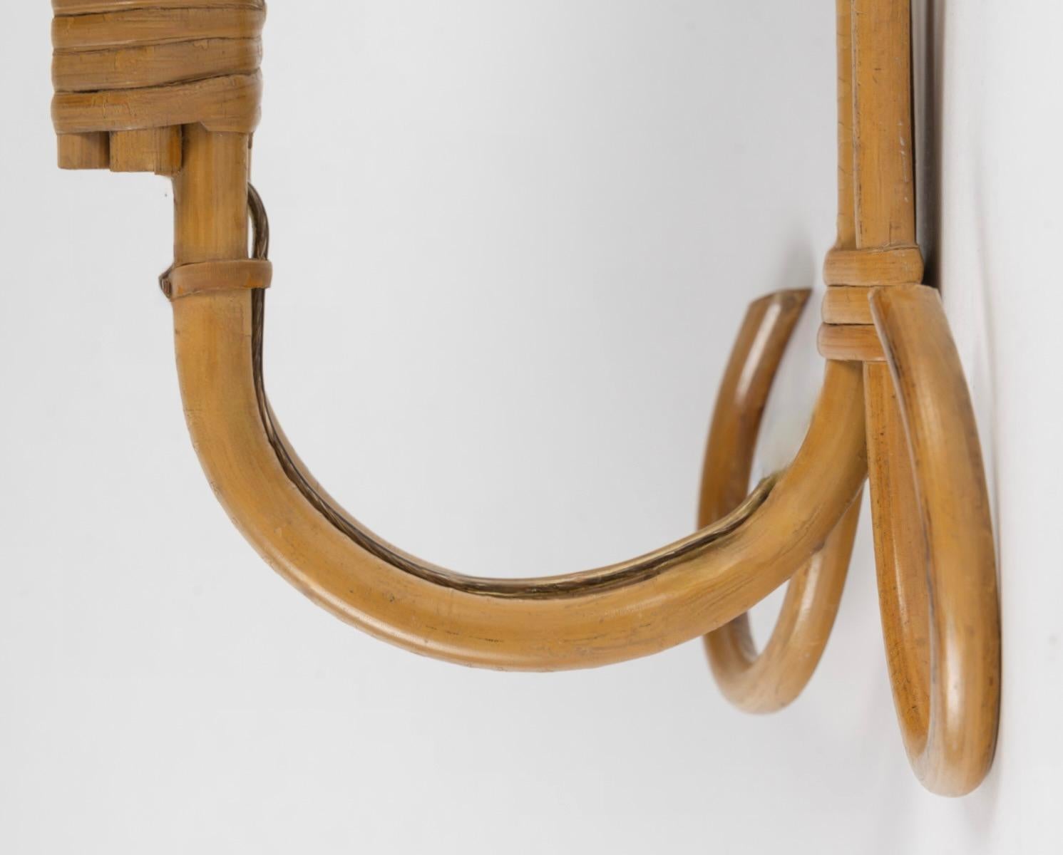 Milieu du XXe siècle 1950 Paire d'appliques en rotin de Louis Sognot en vente
