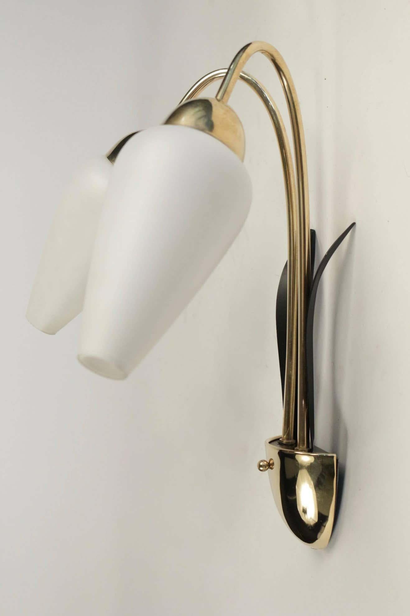 1950 Pair of Sconces by Maison Lunel In Good Condition For Sale In Saint-Ouen, FR