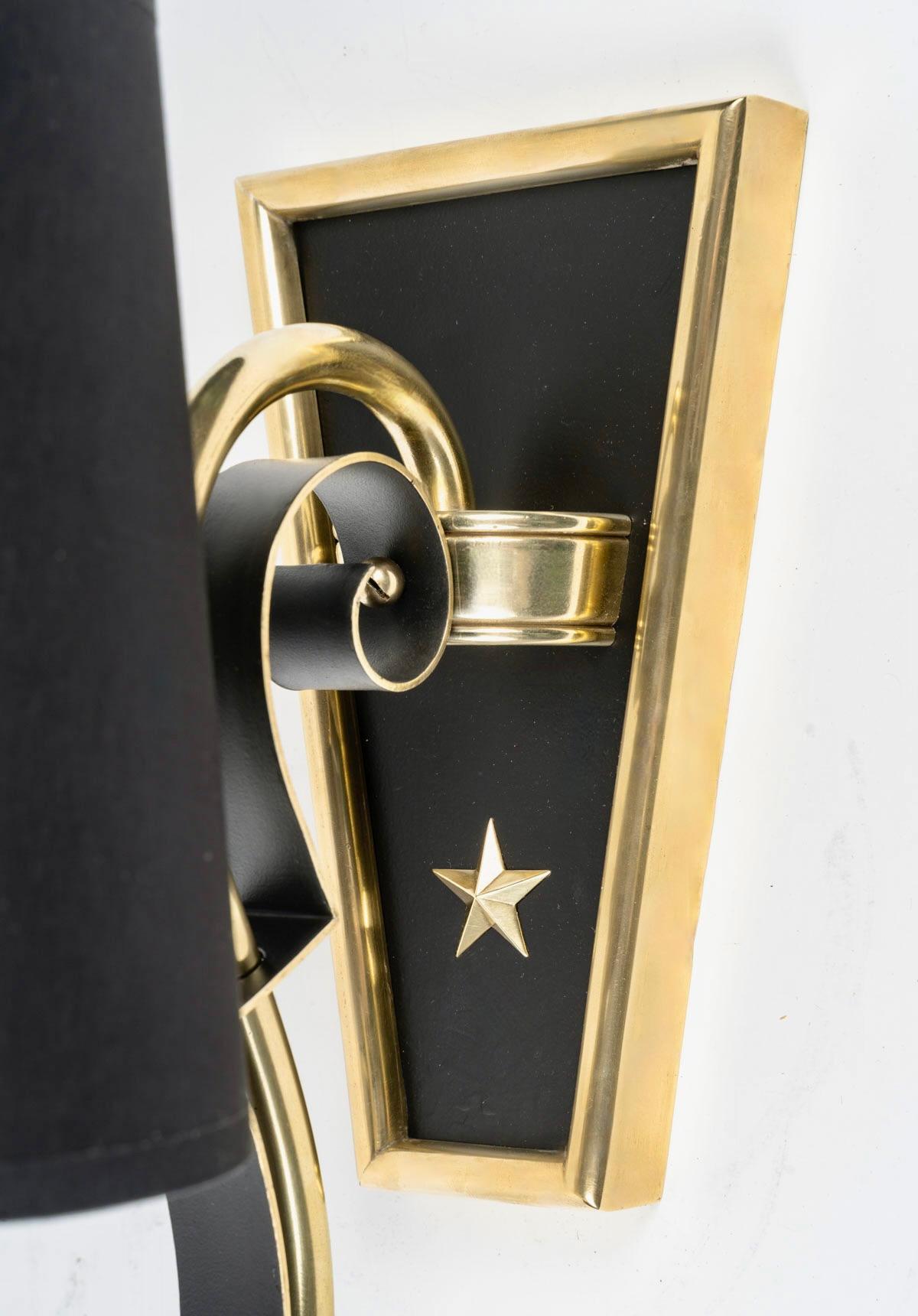 1950 Pair of ‘star’ wall lamps, Atelier Petitot In Good Condition For Sale In Saint-Ouen, FR