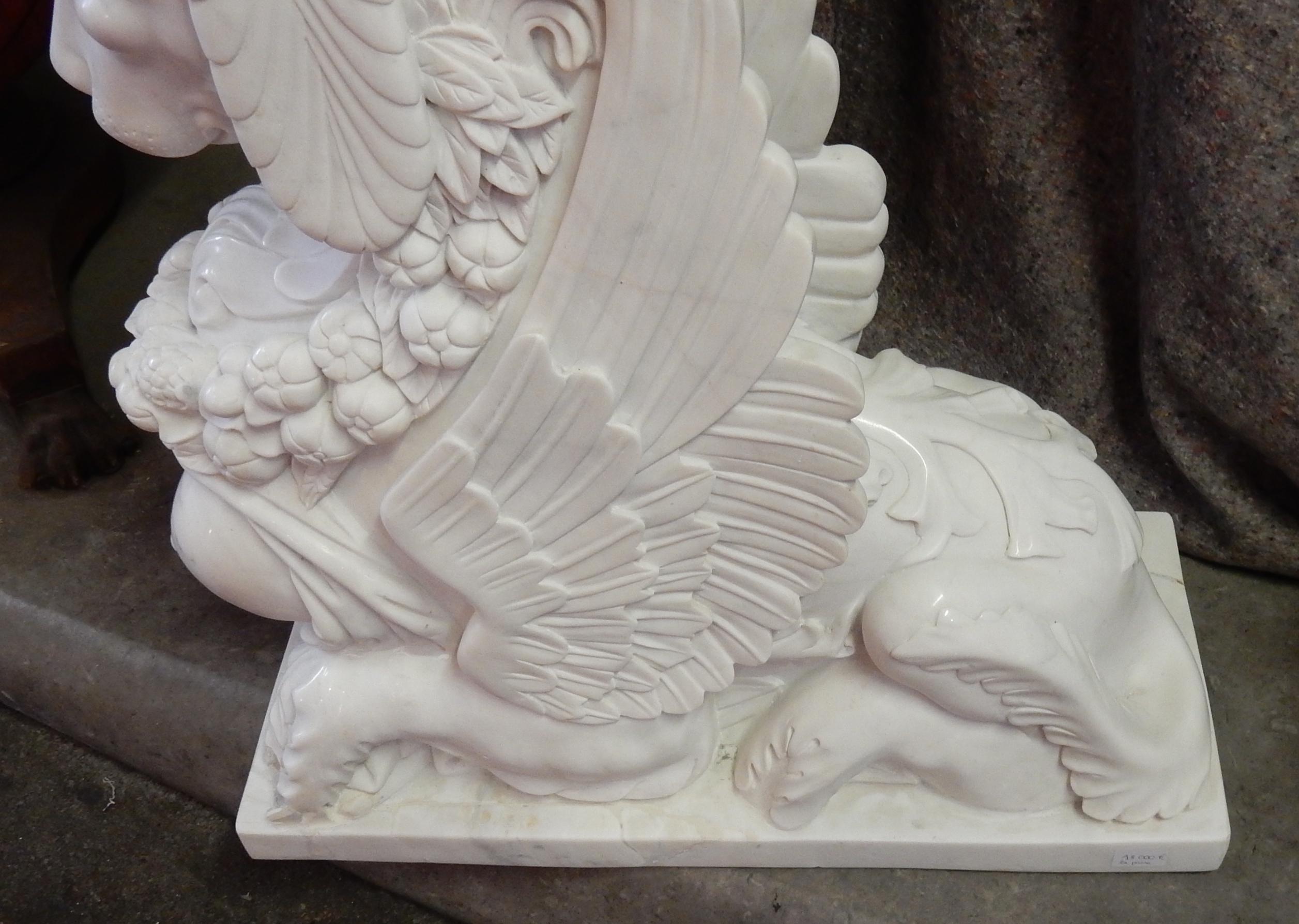 Italian 1950 Pair of Statuary White Marble Sphinxes For Sale