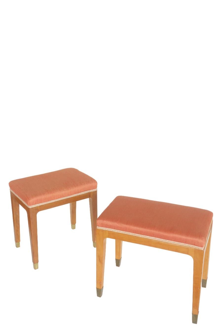 2 Stools
Paolo Buffa
Italy, 1950

Pear wood and upholstered seat with upholstery in tesuto
brass tips
Excellent condition
The stools are two different sizes with slightly different brass tips

stool 1: h45  / w 50 / d 30 cm
stool 2: h 45 / w 43 / d
