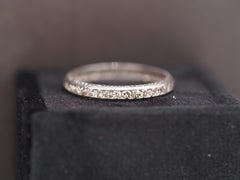 1950 Platinum 1.00cttw Single Cut Diamond Wedding Band