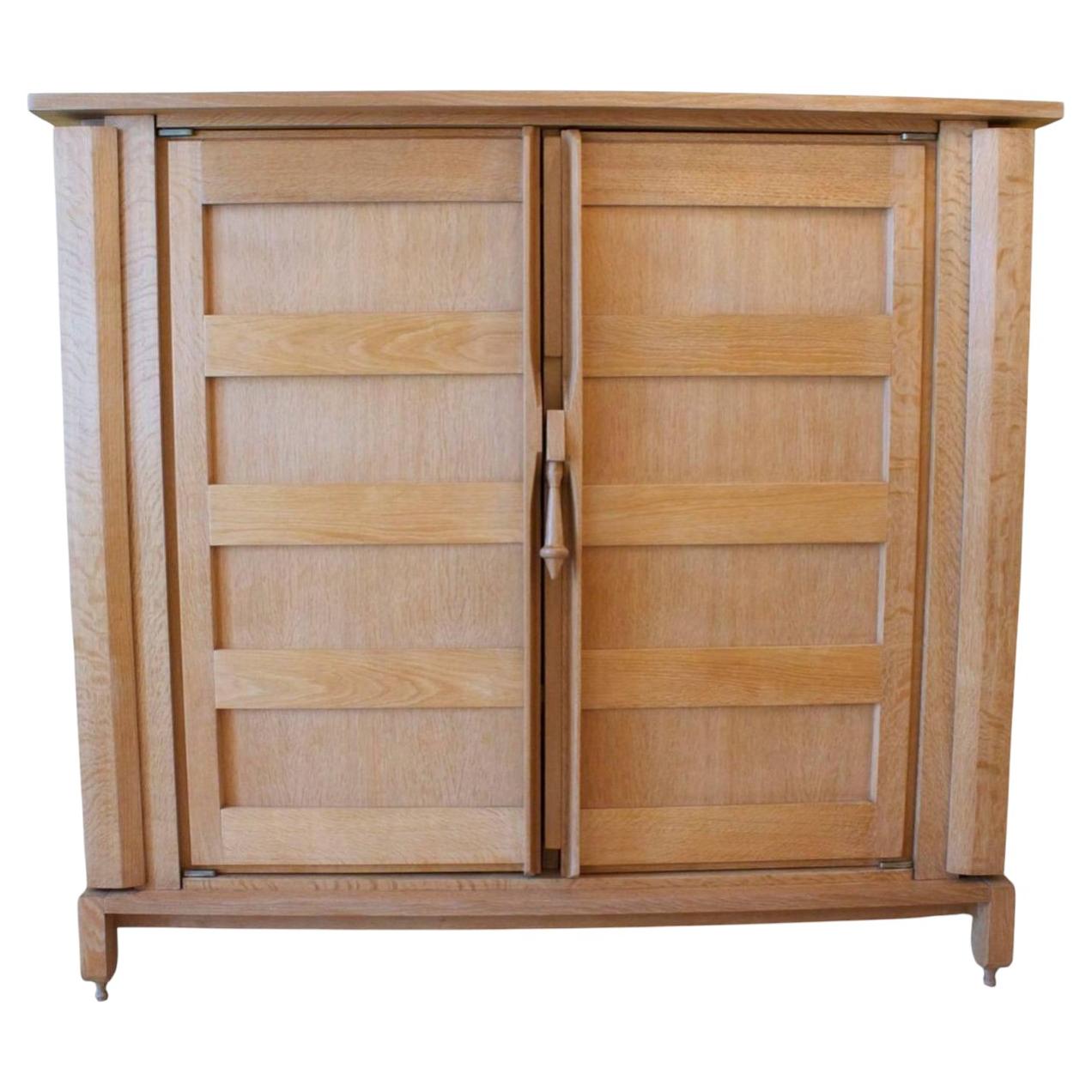 1950 Rare low cabinet in natural oak by Guillerme and Chambron, “Votre Maison”