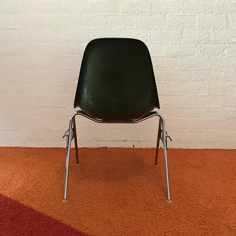 Mid-Century Modern 1950, Ray & Charles Eames for Herman Miller Set DSS Fiberglass Stacking Chairs For Sale