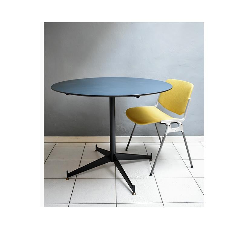 Italian 1950, Round Vintage Dining Table Foe 4 People, with Petroleum Blue Formicac Top 