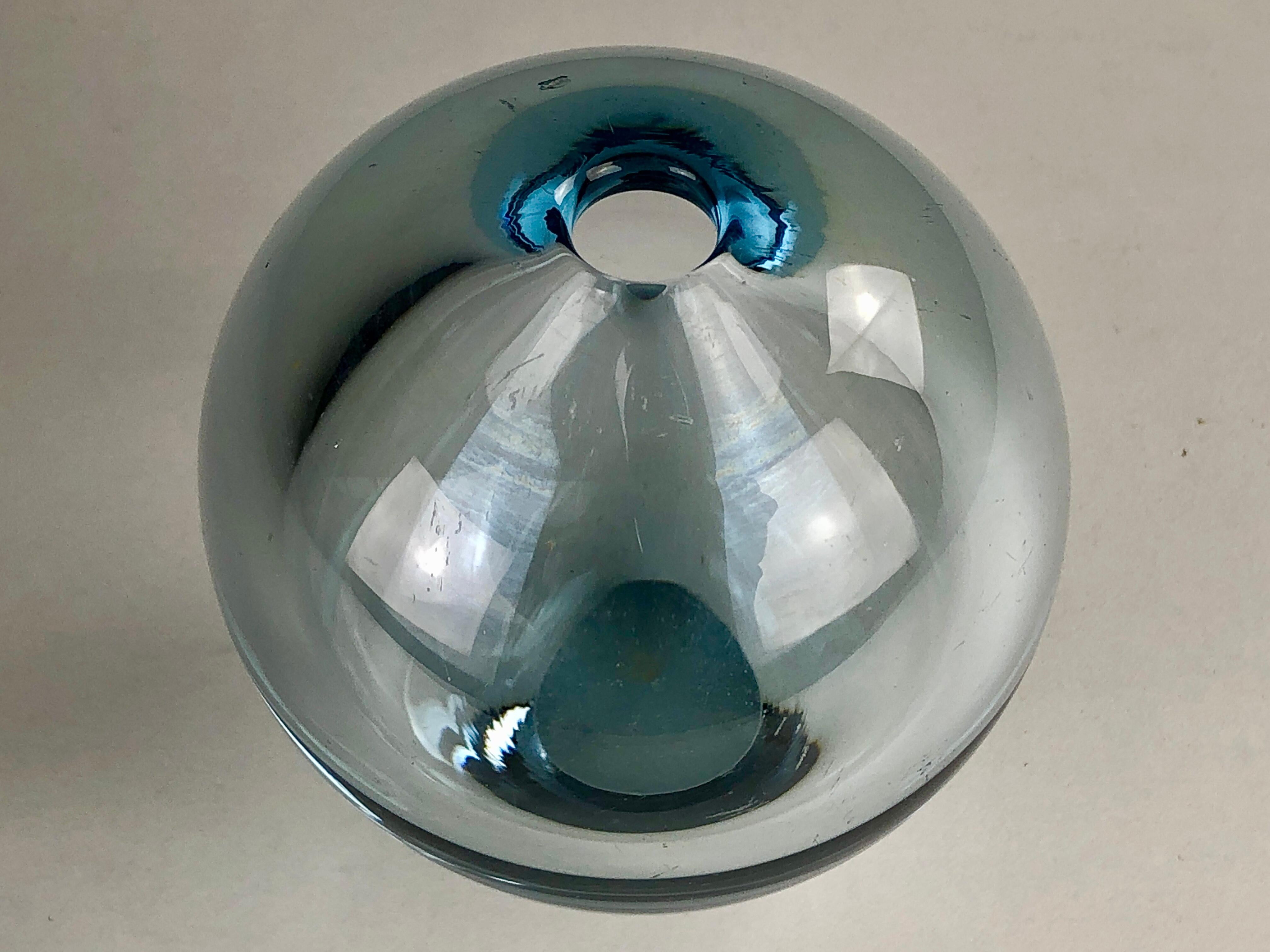 Dänische Vase aus mundgeblasenem Glas von Per Ltken für Holmegaard, 1960 (Skandinavische Moderne) im Angebot