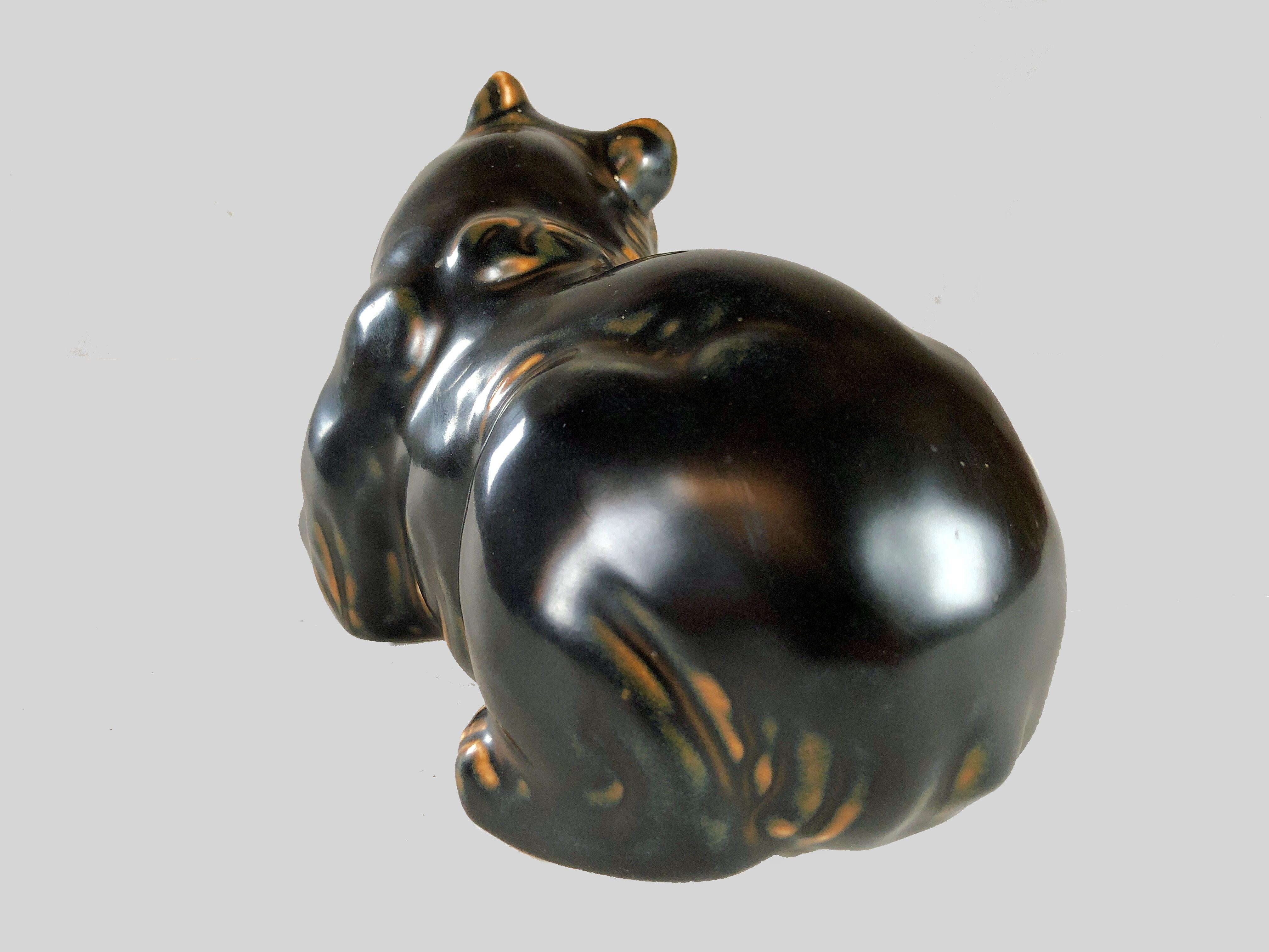 Scandinave moderne Figurine de mère ourse danoise des années 1950 de Knud Kyhn pour Royal Copenhagen en vente