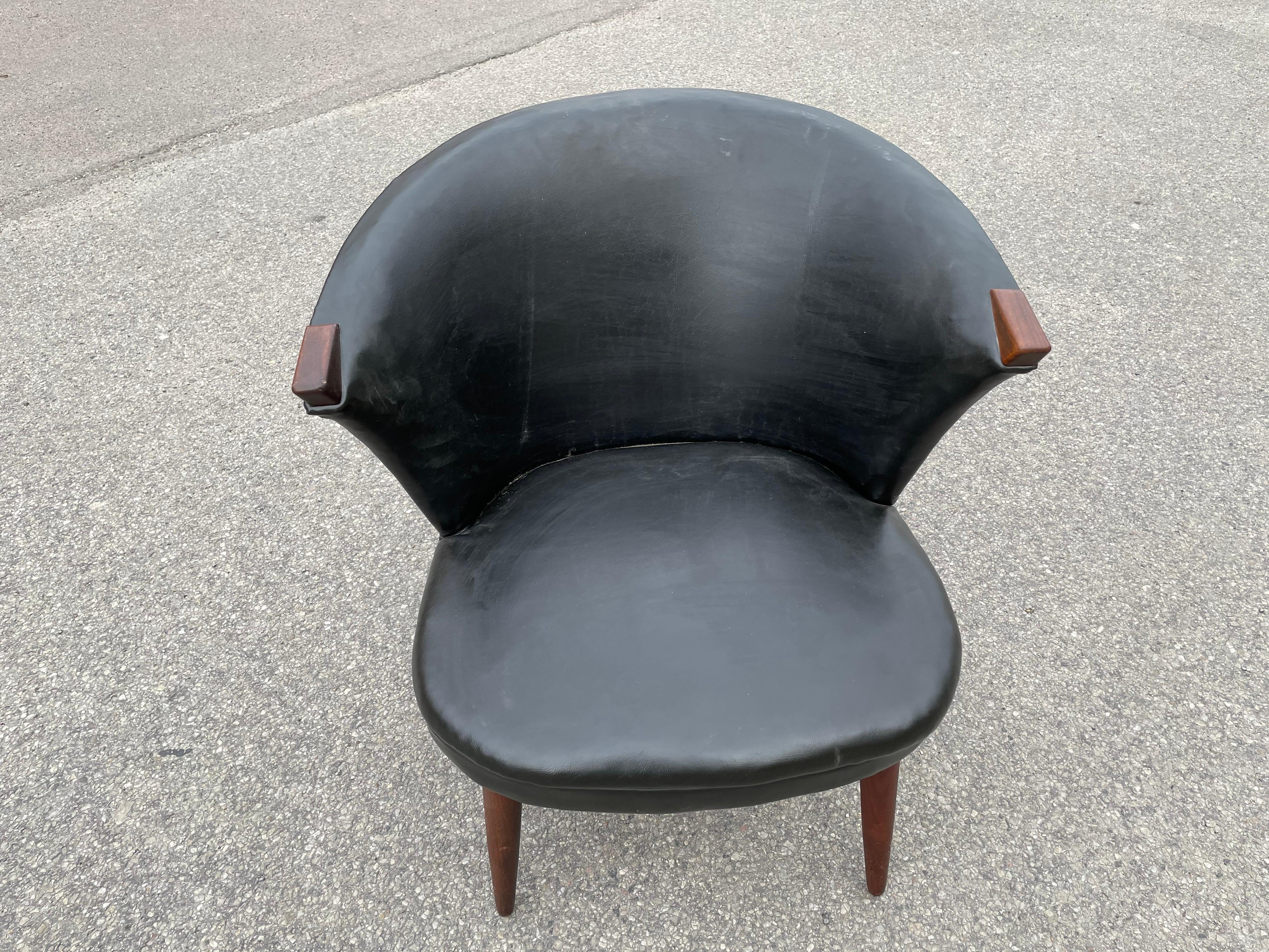 1950´s Danish Mid-Century Leather Chair In Good Condition In Copenhagen, DK