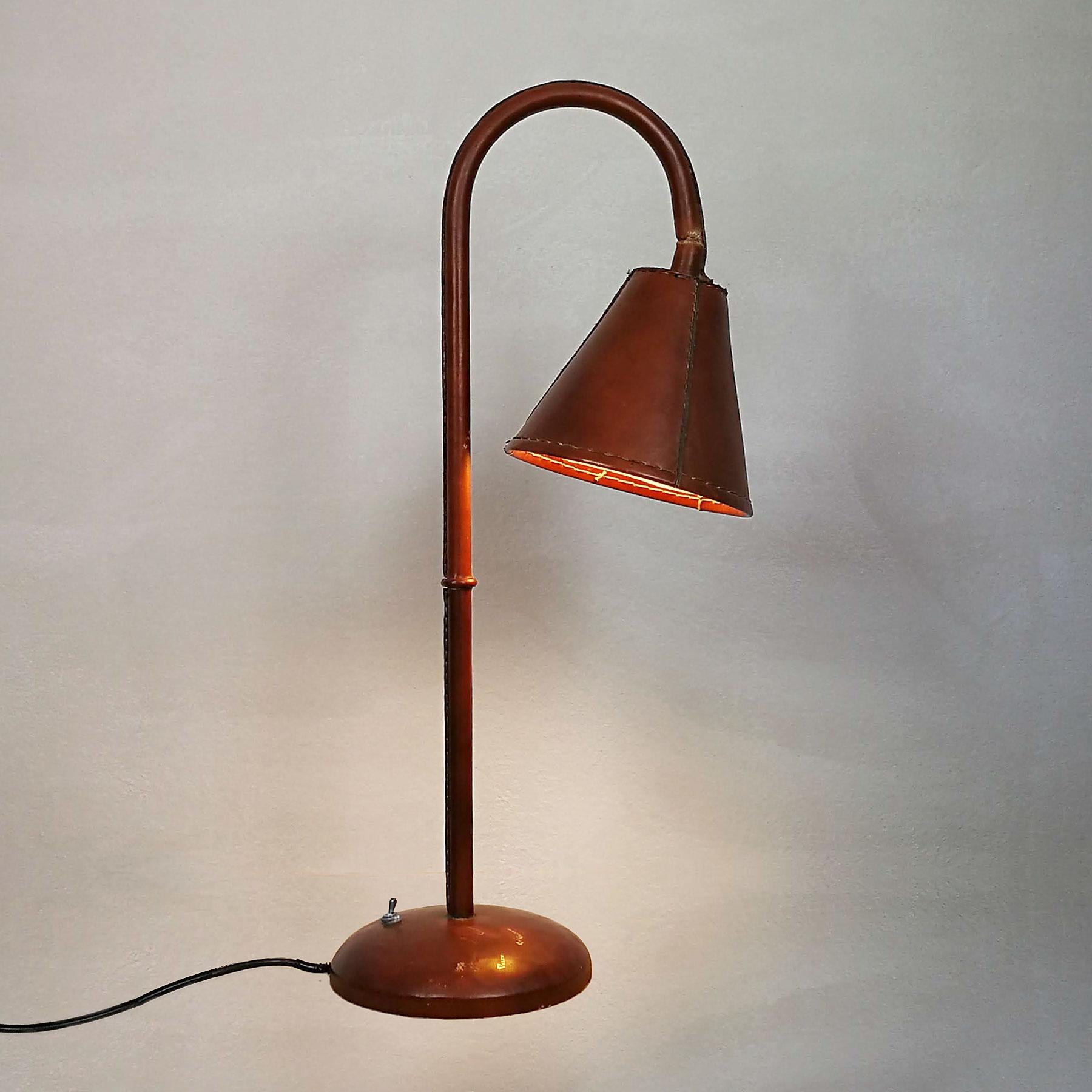 1950s Large Table Lamp by Valentí, Metal, Steel and Red Leather, Barcelona 5