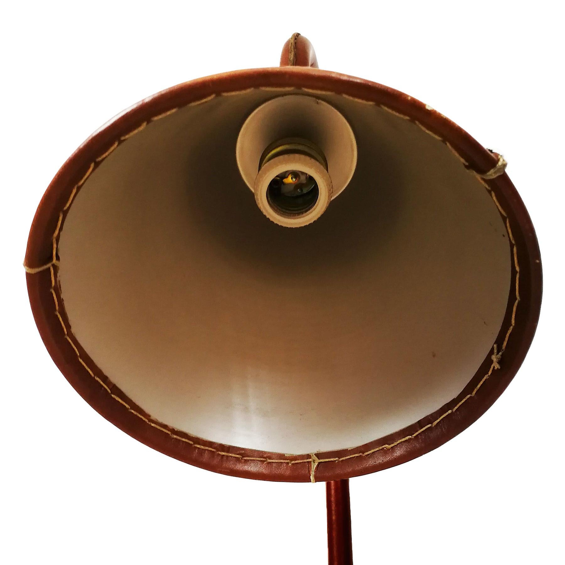 1950s Large Table Lamp by Valentí, Metal, Steel and Red Leather, Barcelona 3
