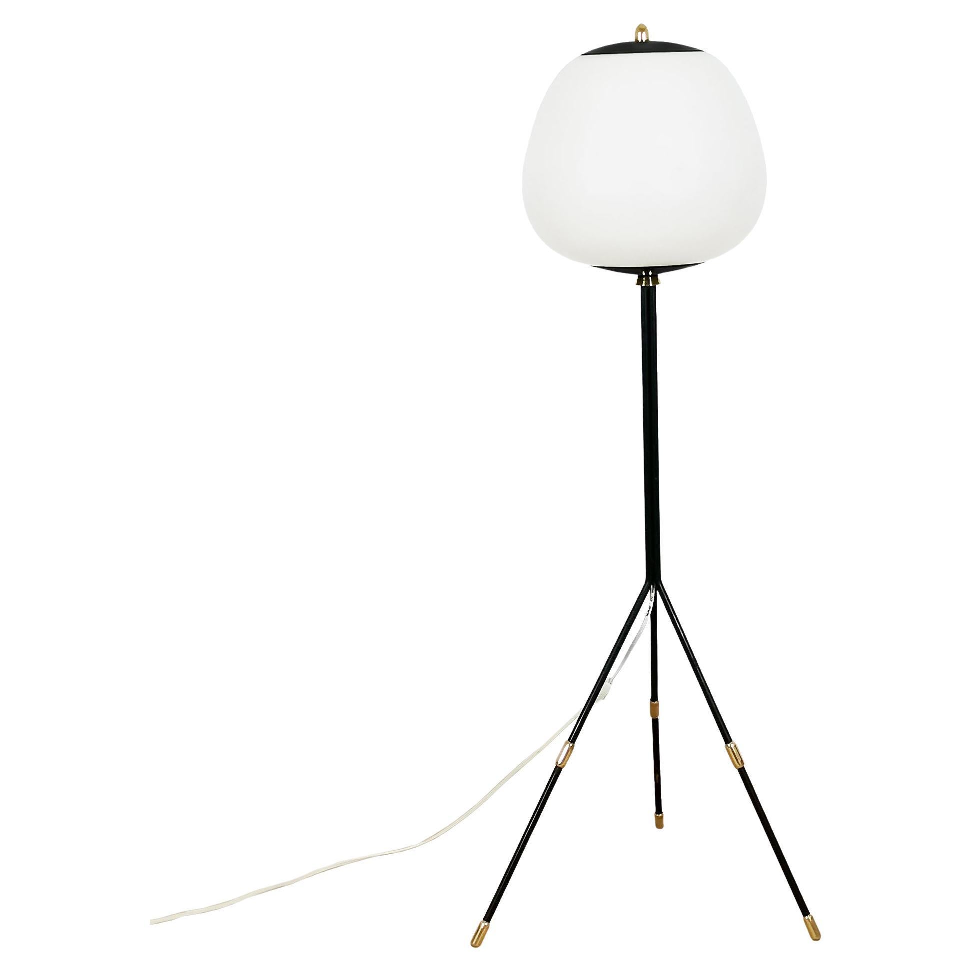 Mid-Century Modern Tripod Standing Lamp in Steel, Brass and Opaline Glass -Italy For Sale