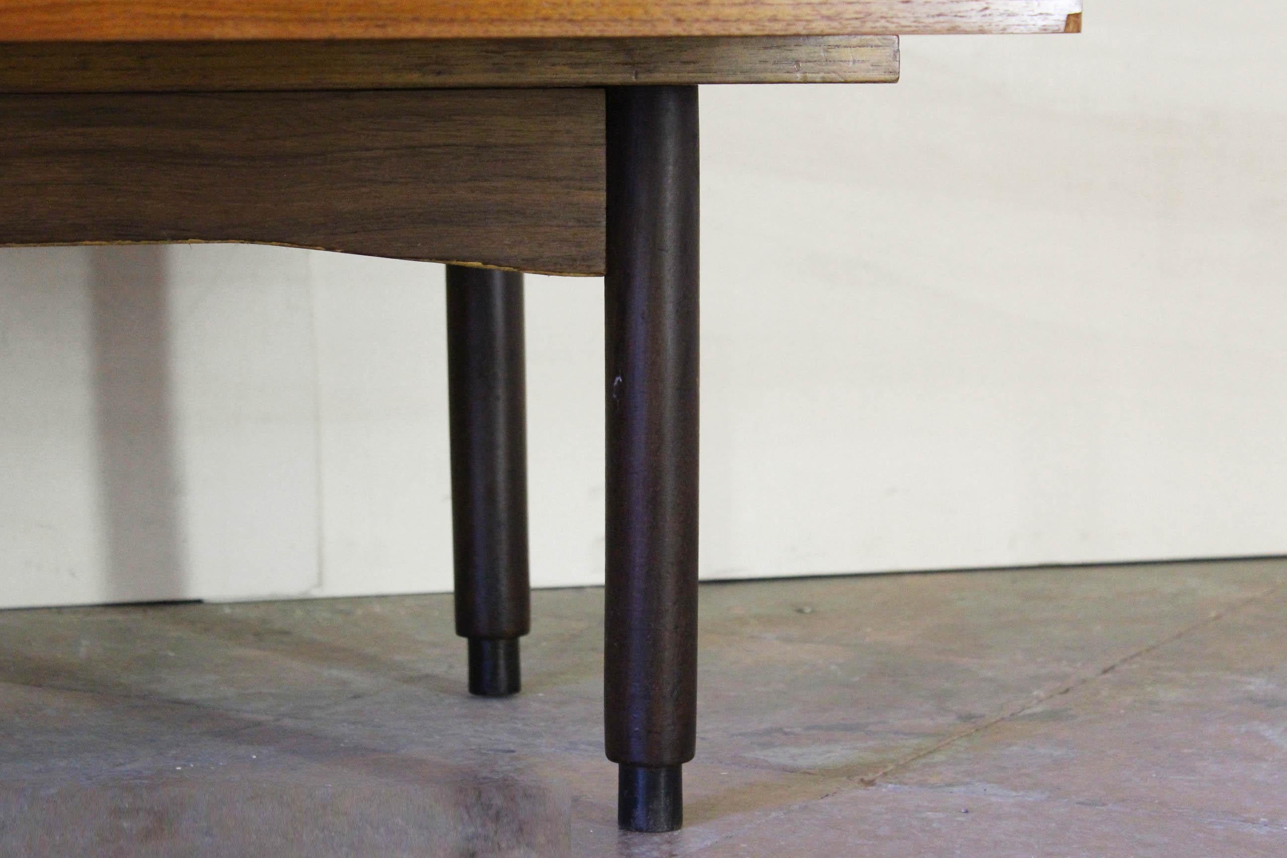 Vintage-Schrank aus Teakholz, Skandinavien, 1950er Jahre im Angebot 1