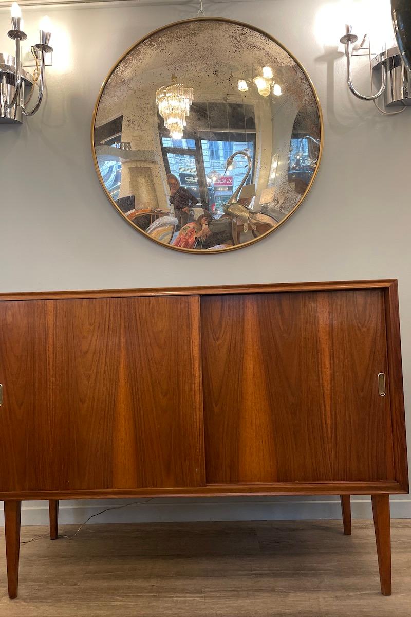 Mid-Century Modern 1950 Sliding doors Walnut Bar Sideboard with Internal Sides Mirrored