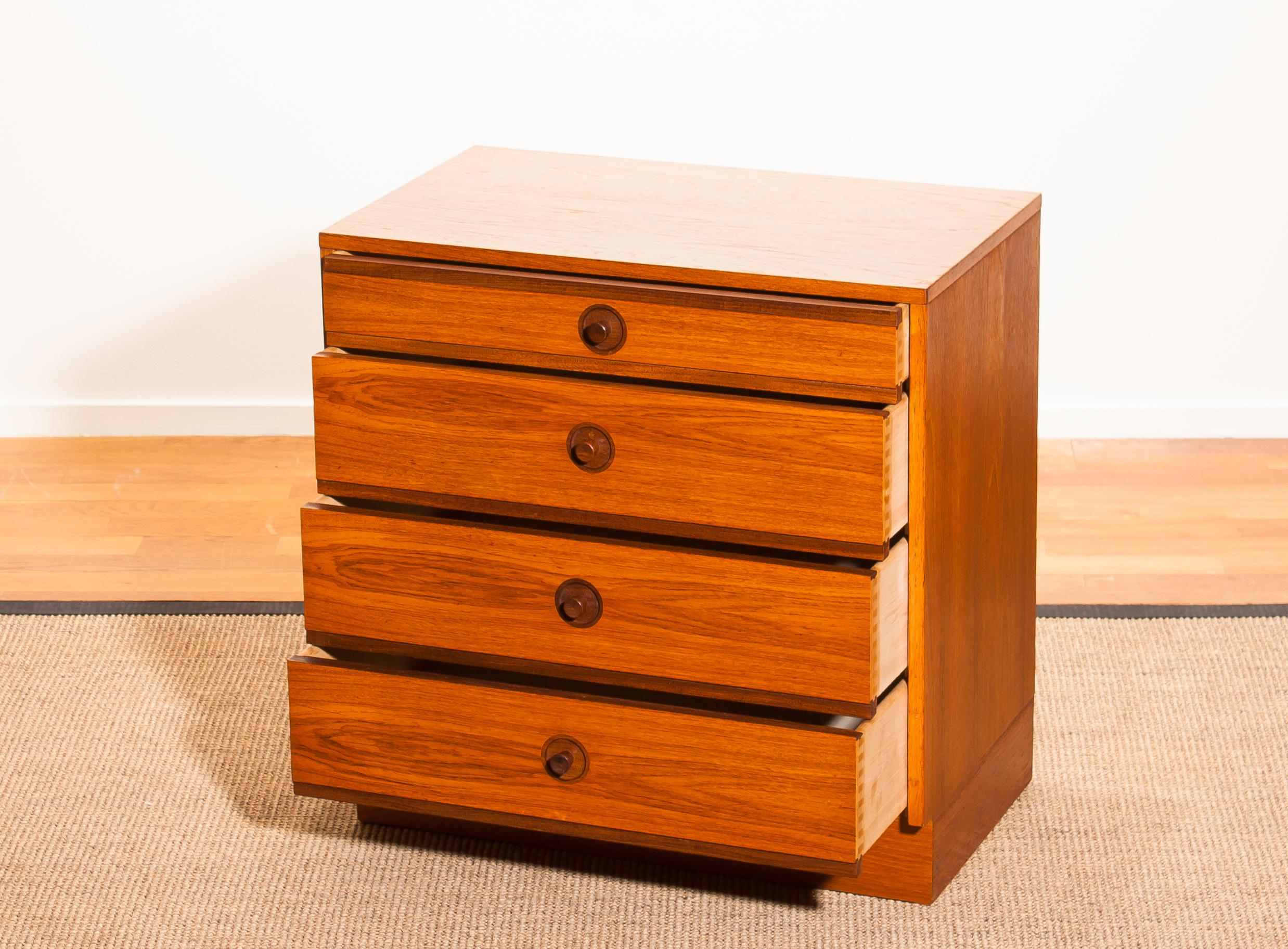Very nice chest of drawers by Børge Mogensen for Karl Andersson & Söner, Denmark.
This cabinet is made of teak and has four drawers.
It is in beautiful condition.
Period 1950s.
Dimensions: H 68 cm x W 66 cm x D 40 cm.