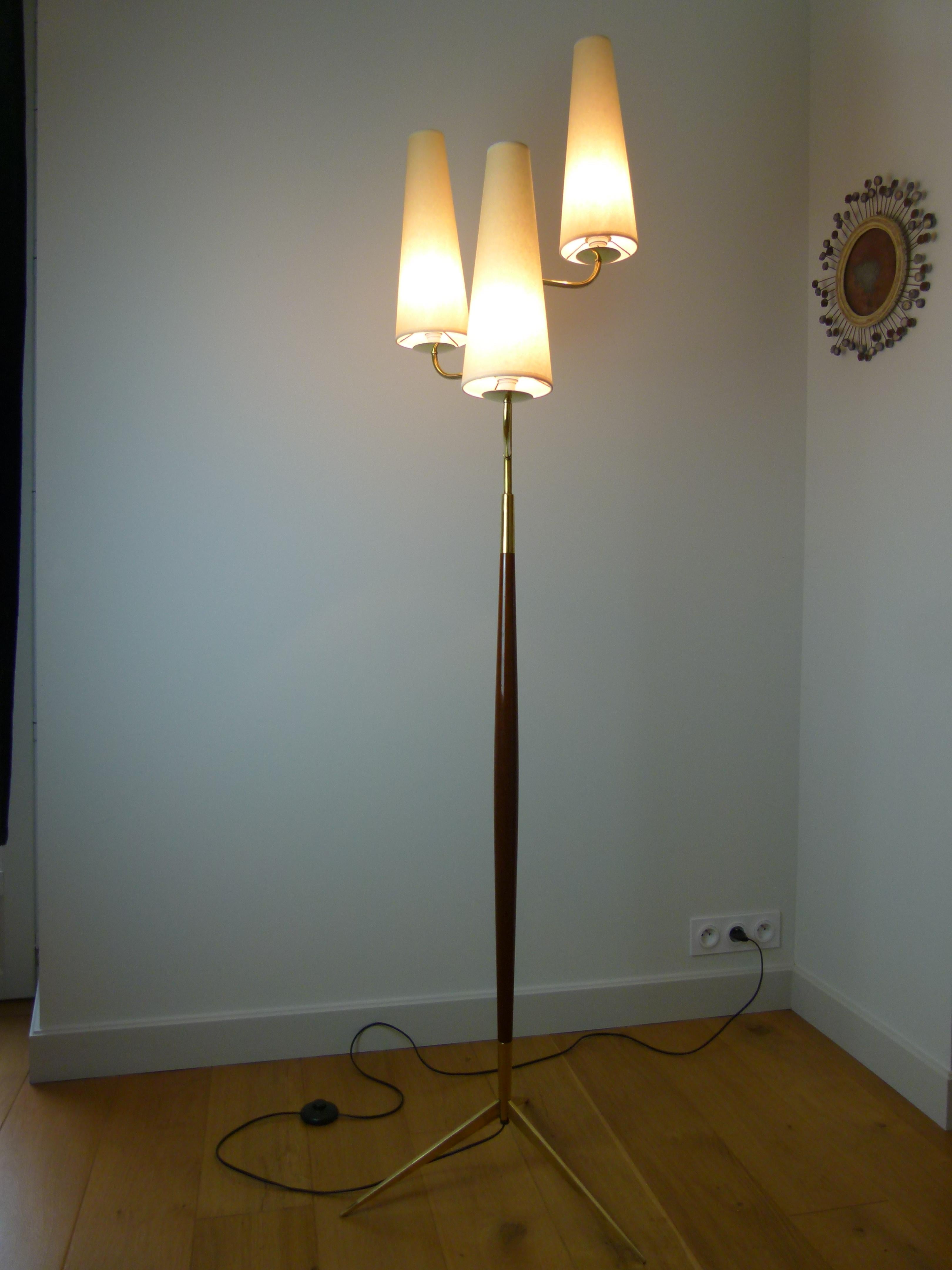 1950 Triple Lighting Floor Lamp by Maison Lunel For Sale 4
