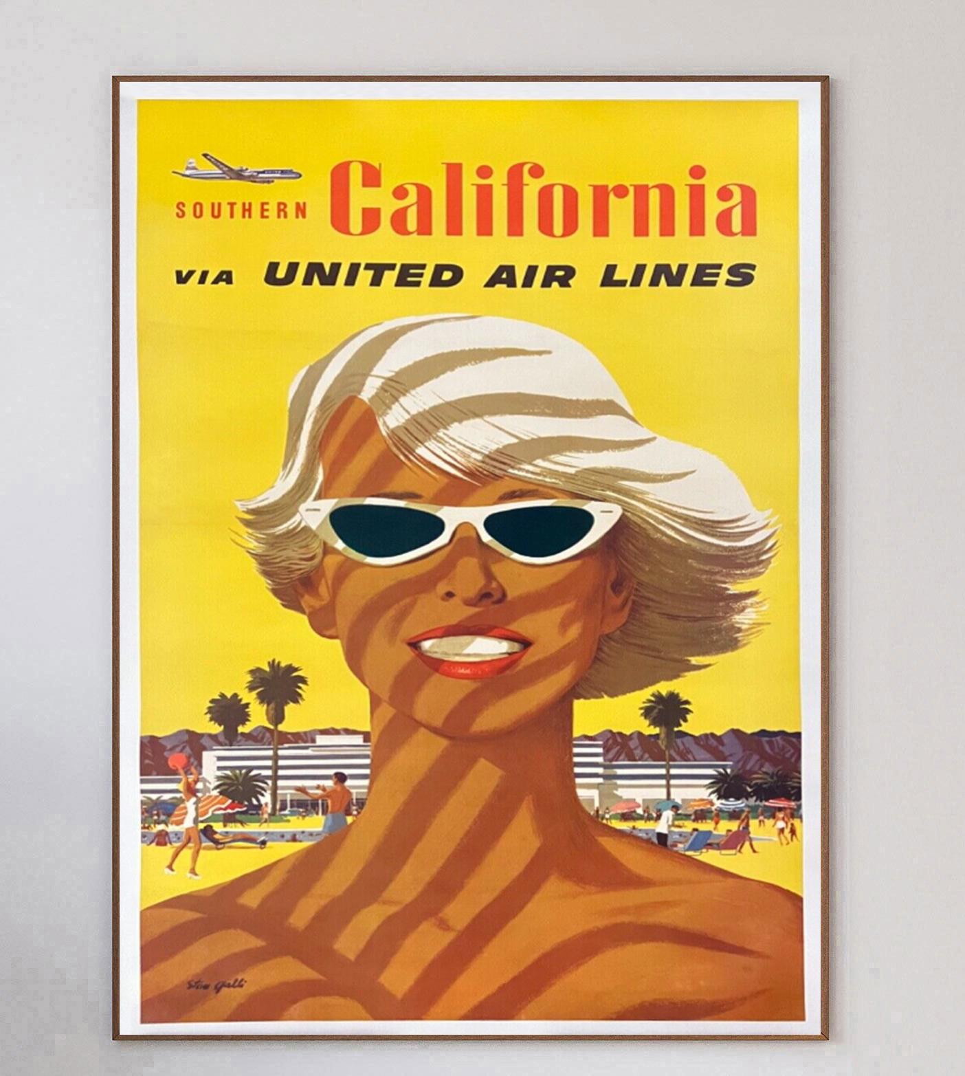 Dieses atemberaubende und seltene Plakat aus dem Jahr 1950 wurde von dem großen Plakatdesigner und Illustrator Stan Galli gestaltet und wirbt für die Flugrouten der United Airlines nach Südkalifornien. Das Bild zeigt eine Frau, die am Strand die