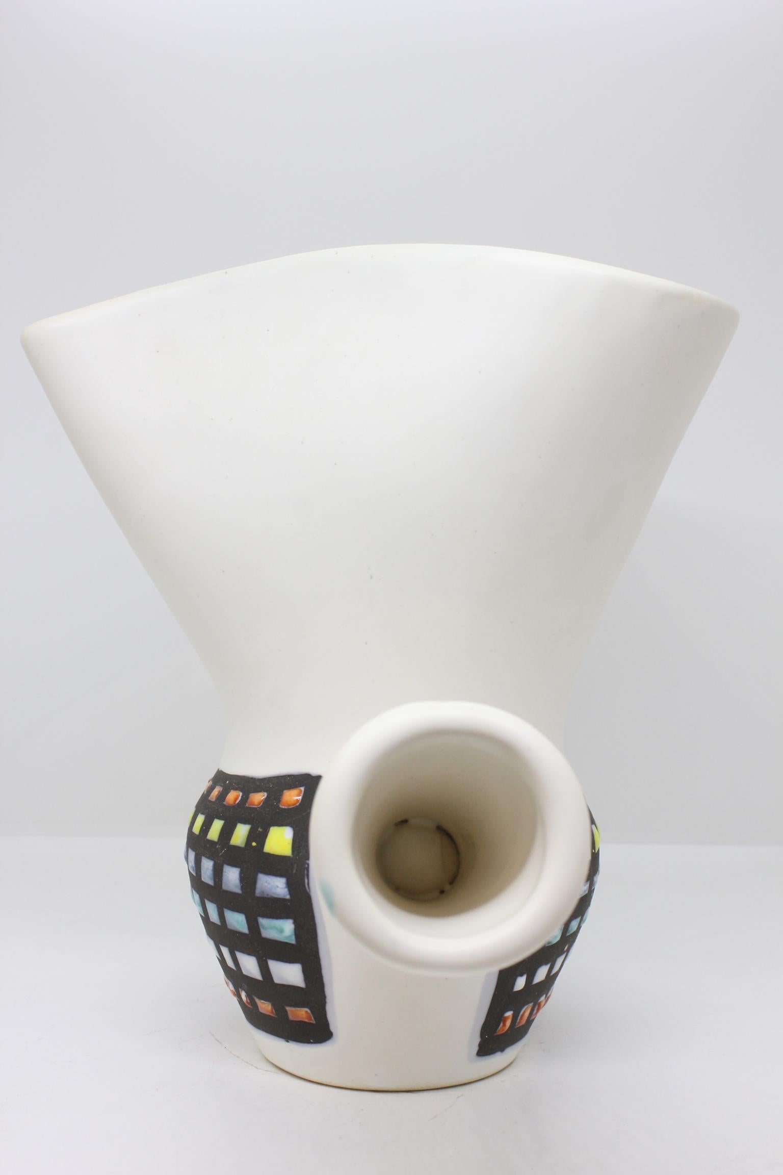1950 vase by Roger Capron, Vallauris.
In perfect state.
Dimensions: Width 20cm, Depth 19cm, Height 22cm.
