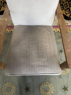 1950 velvet rest chair