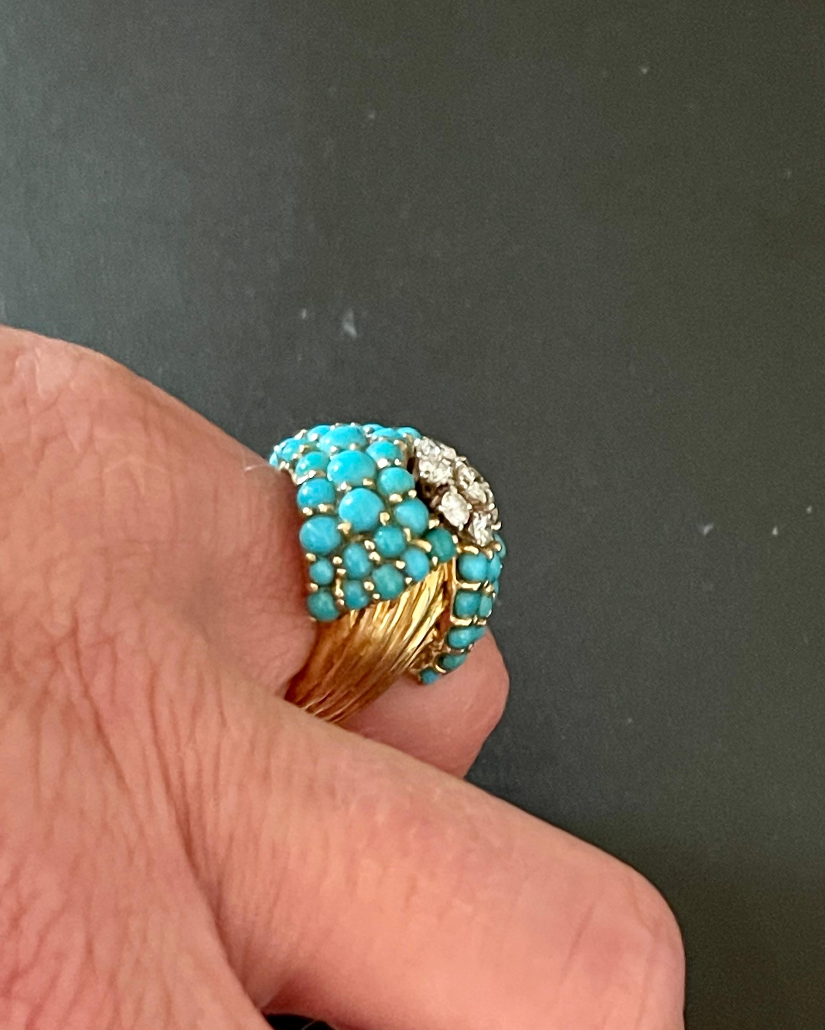 Post-War 1950 Vintage Cocktail Ring 18 K Yellow Gold Turquoise Diamonds For Sale