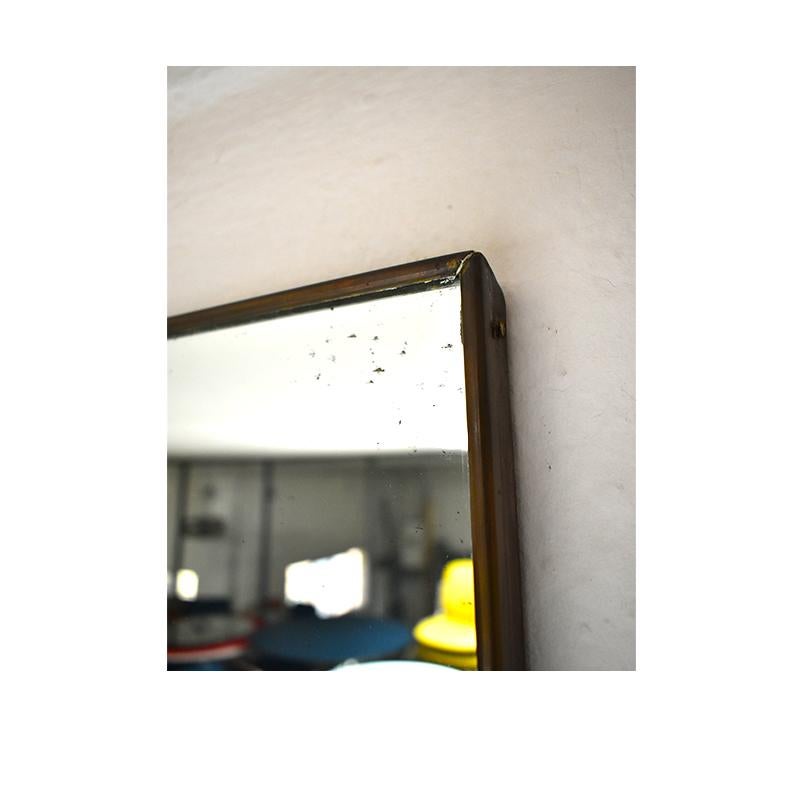 1950, Vintage Rectangular Wall Mirror with Brass Frame, Italian Manufacture In Good Condition In Milan, IT