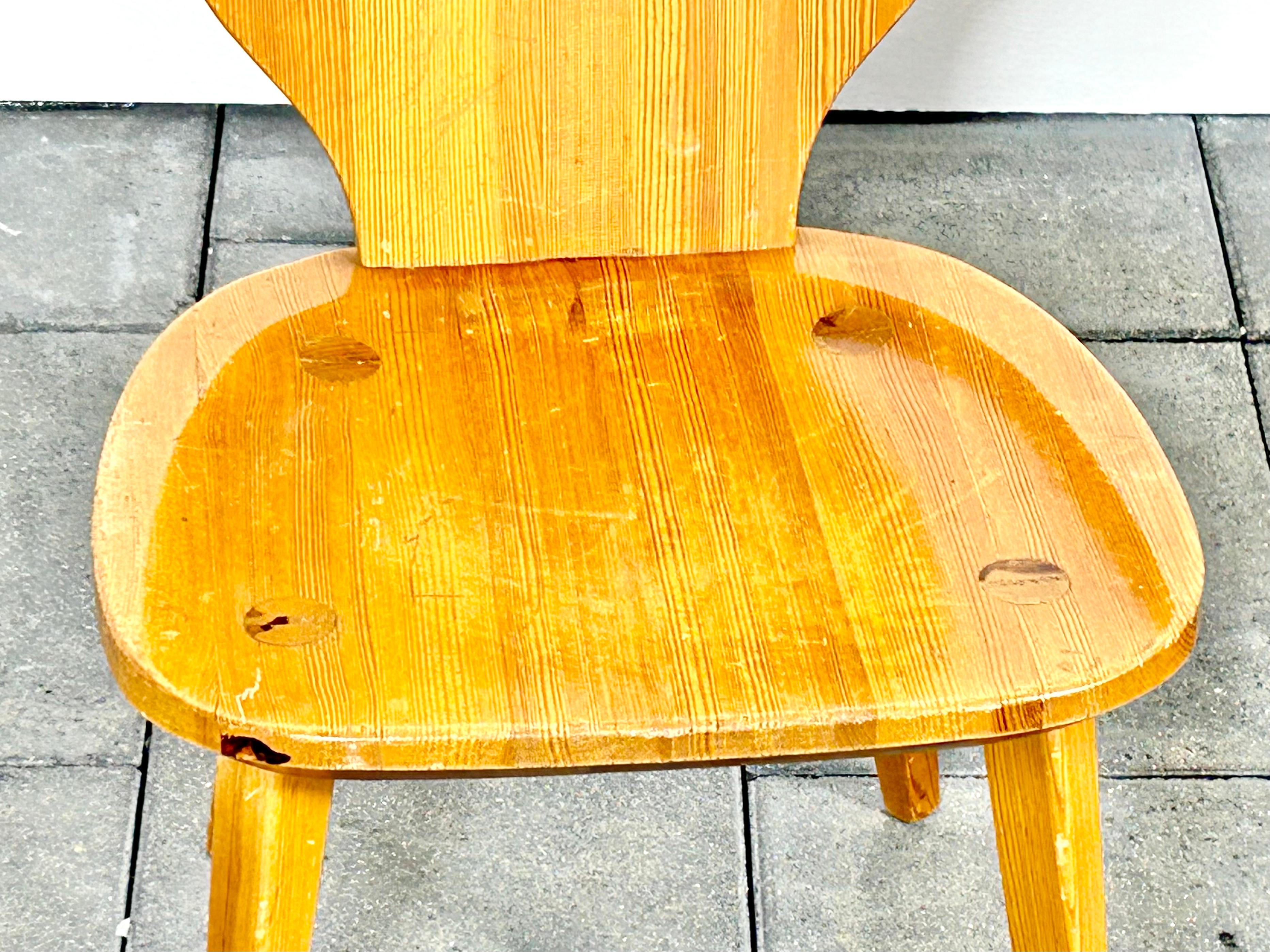 1950ies Solid Pine Chairs Designed by Carl Malmsten for Svensk Fur For Sale 8