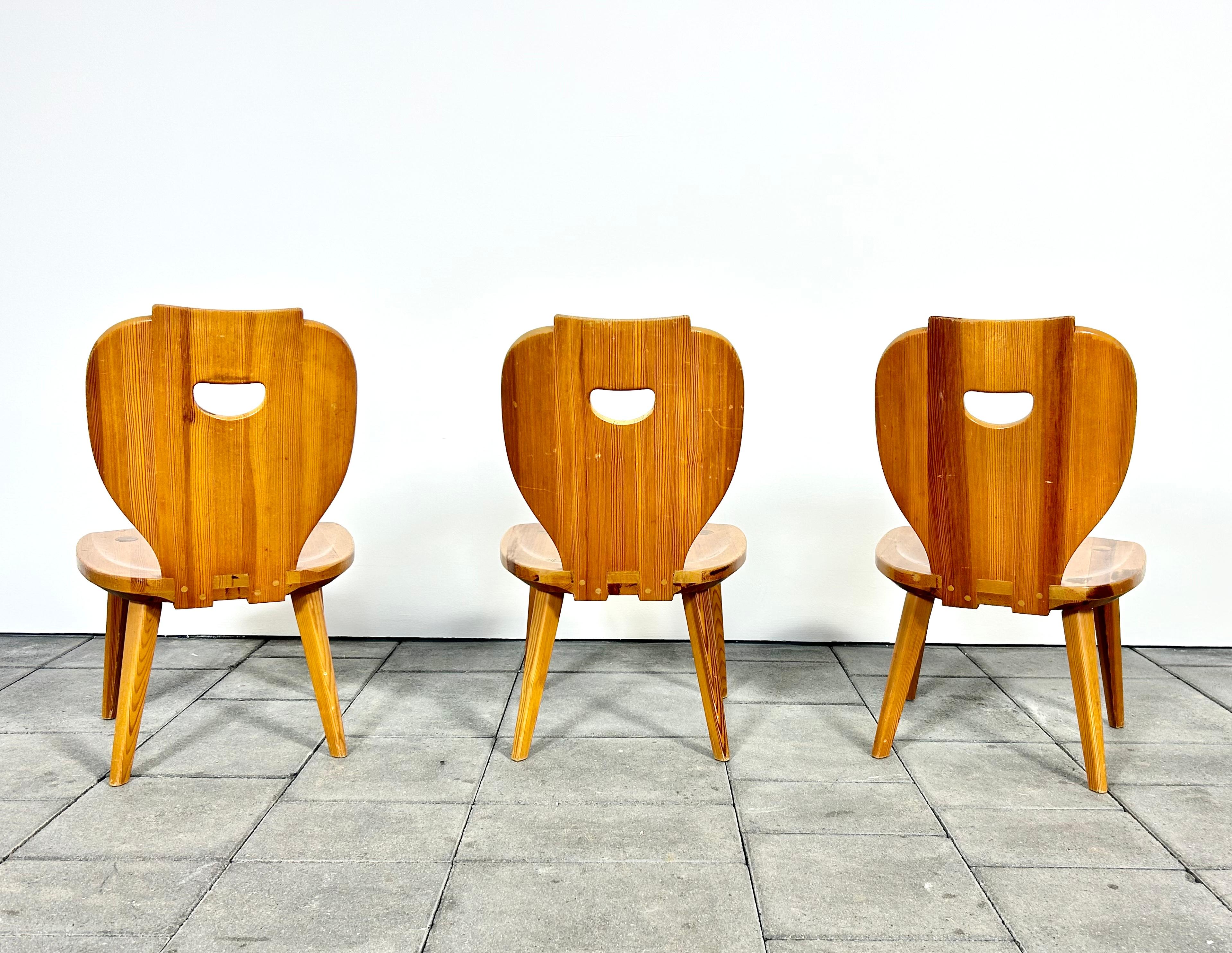 Swedish 1950ies Solid Pine Chairs Designed by Carl Malmsten for Svensk Fur For Sale