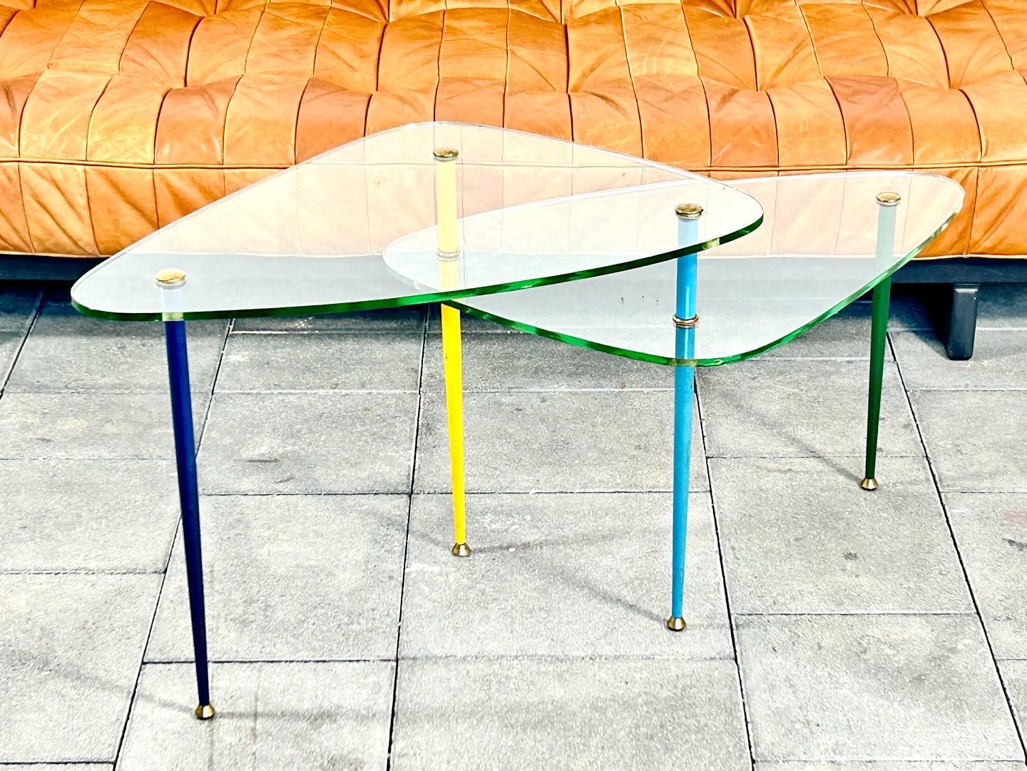 1950ies two-tiered Arlecchino side table designed by Eduardo Paoli in 1955.

Manufactured by Vitrex, Italy ca. in 1960.

Beautiful small side or coffee table designed by Edoardo Paoli for Vitrex. Looking at the details the tables parts revivals