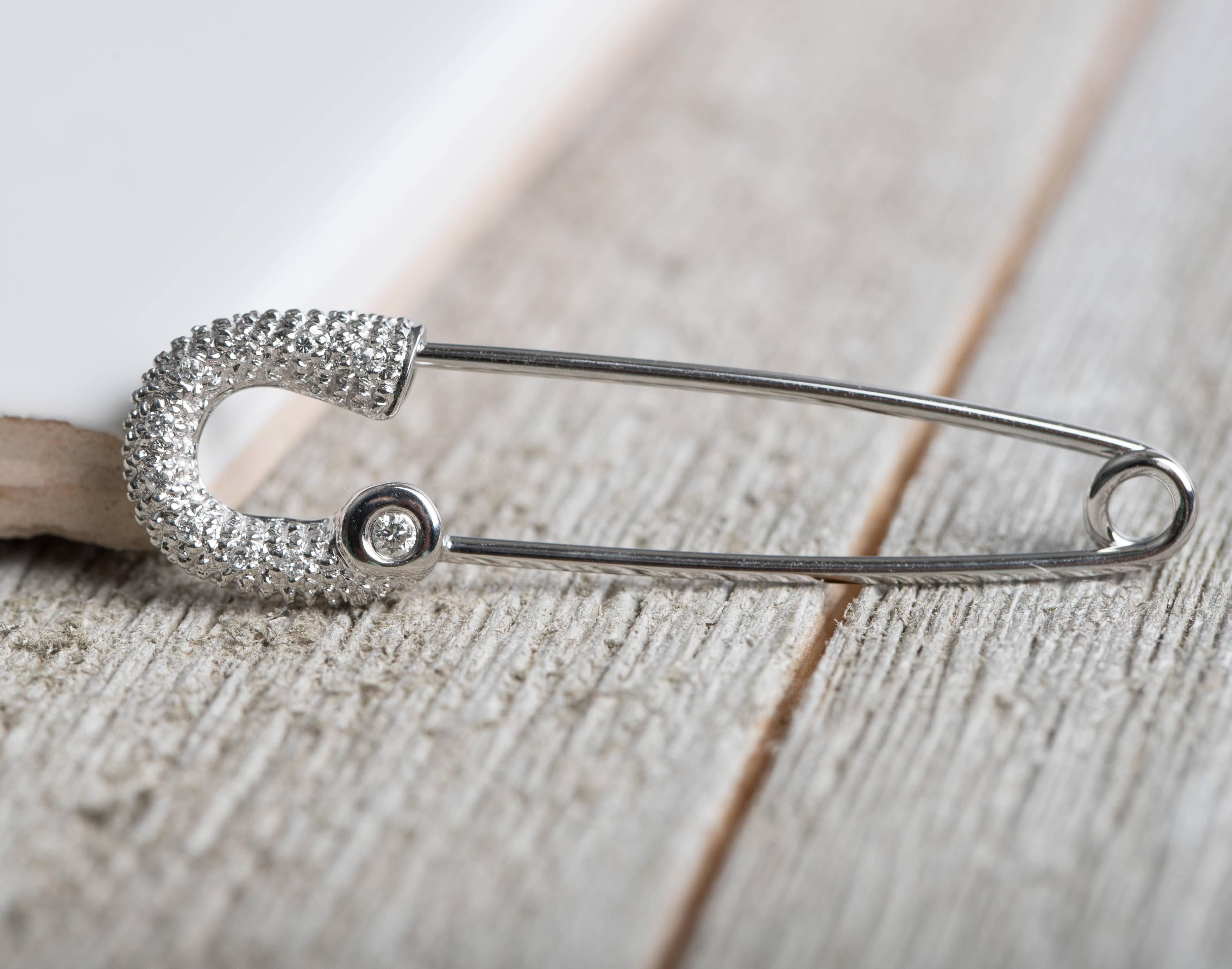 1950s Diaper Pin, Safety Pin - 14 Karat White Gold, Diamonds

Diamond embellished 14 Karat White Gold Safety Pin. Lapel Pin, Brooch, Blouse Pin, Diaper Pin.
This Gorgeous and Clever Gem is as Versatile as it is Beautiful! 

Fully functional, the