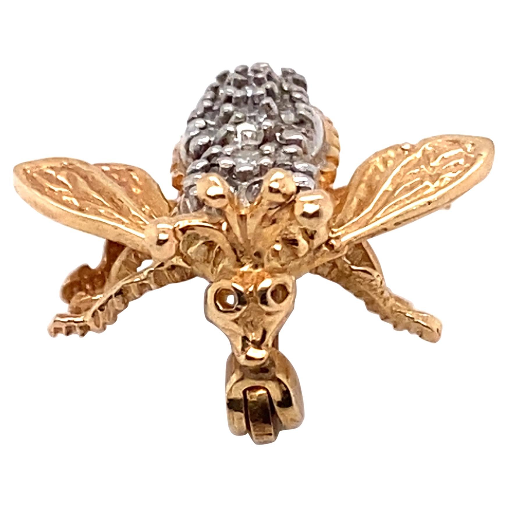 1950s 0.20 Carat Diamond Bee Brooch in 14 Karat Two-Tone Gold