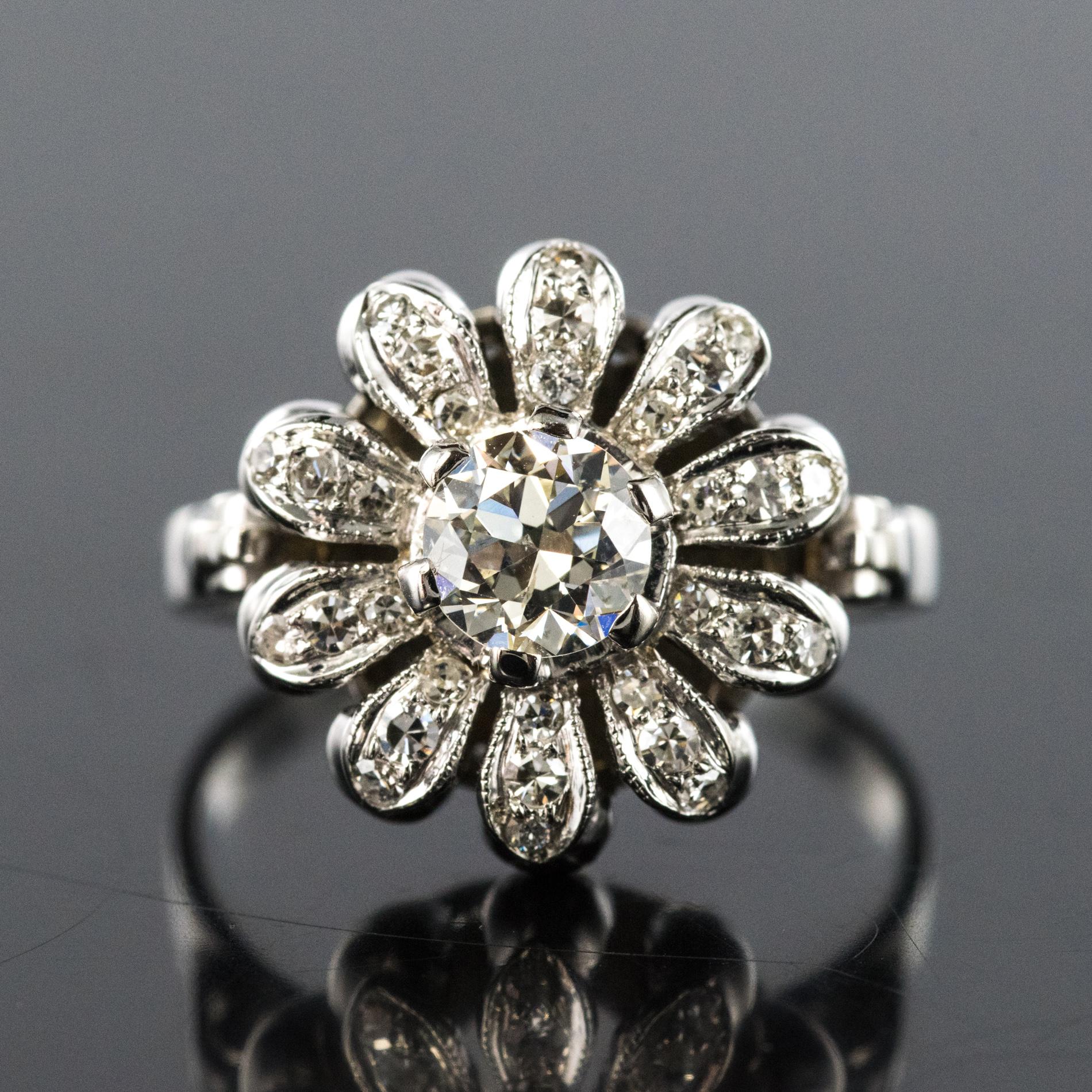 Retro 1950s 0.080 Carat Diamonds 18 Karat White Gold Flower Shape Ring
