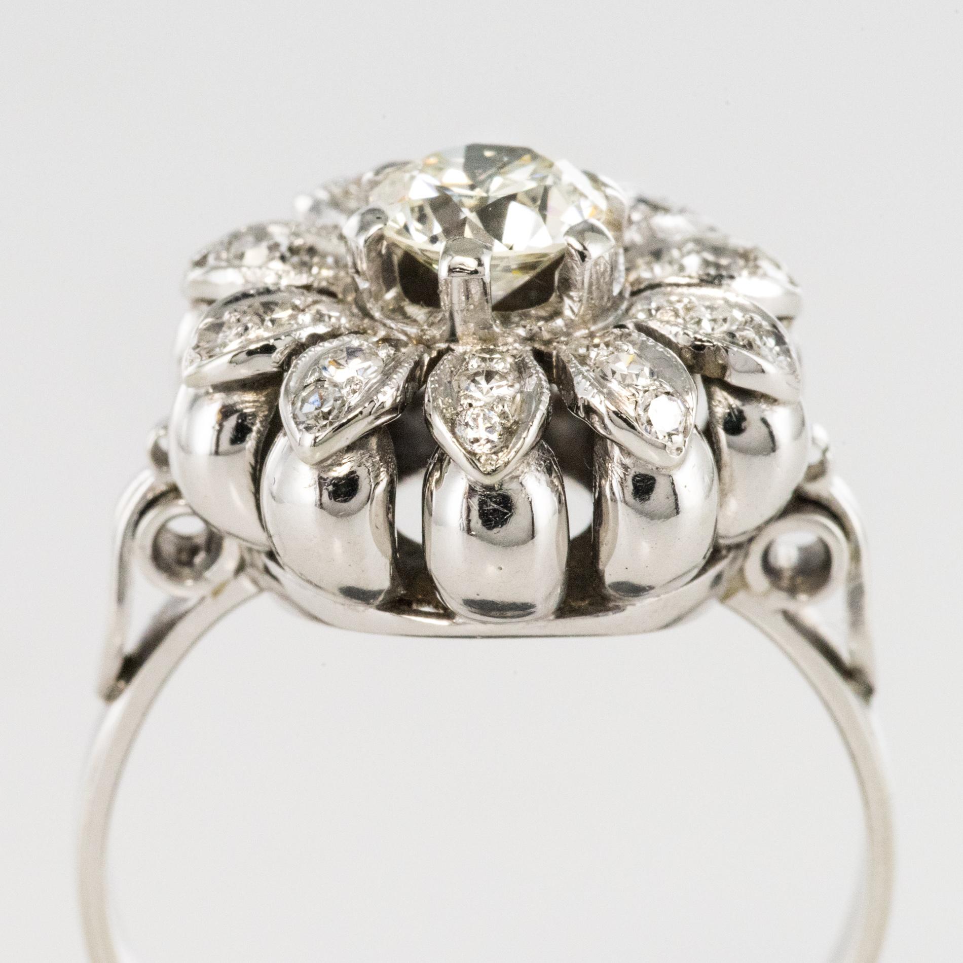 1950s 0.080 Carat Diamonds 18 Karat White Gold Flower Shape Ring 1