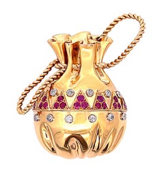 1950s 0.80ct Diamond Ruby Gold Money Bag Pin