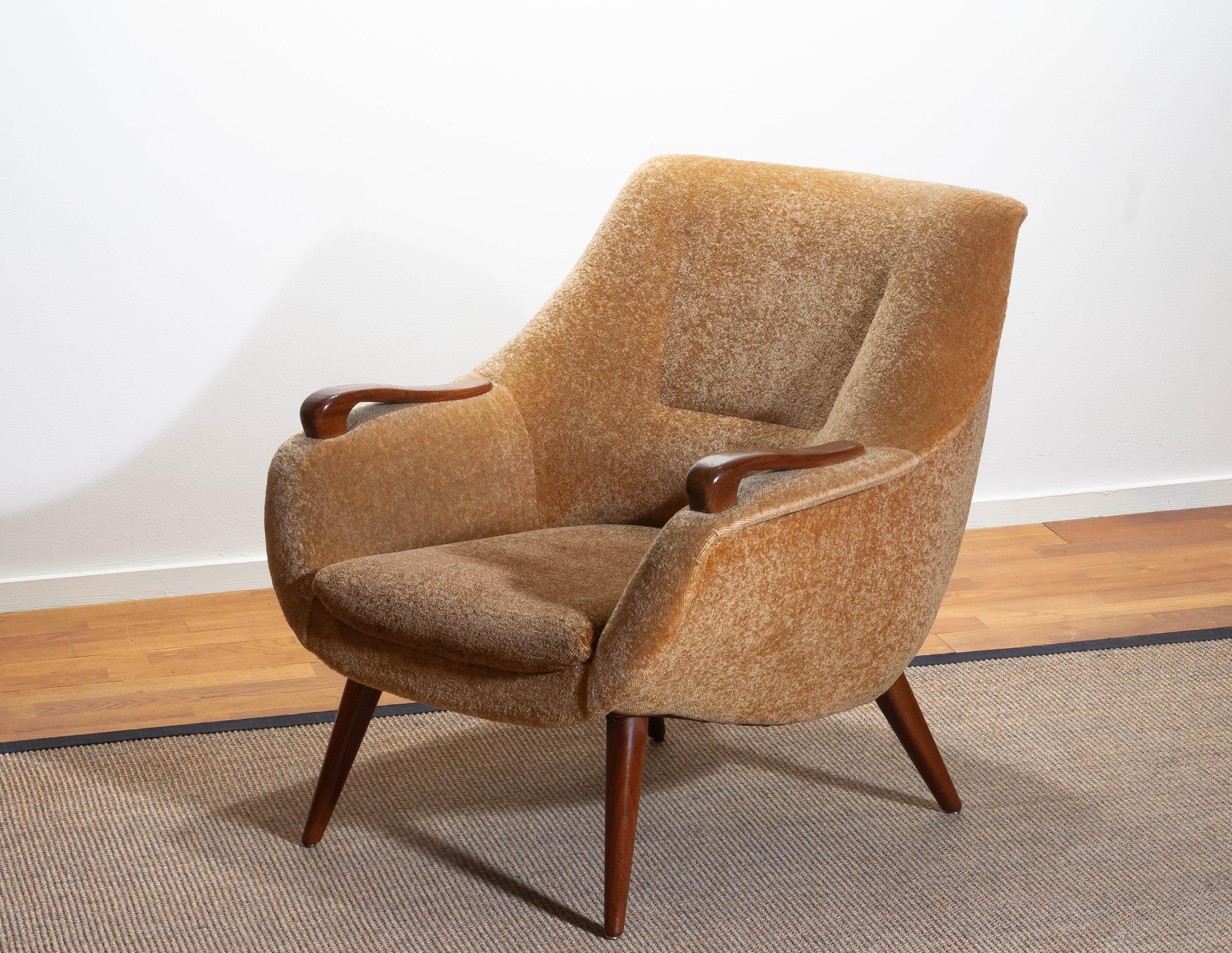 Mid-20th Century 1950s, 1 Scandinavian Lounge Club Chair in Camel Chenille and Teak, Denmark