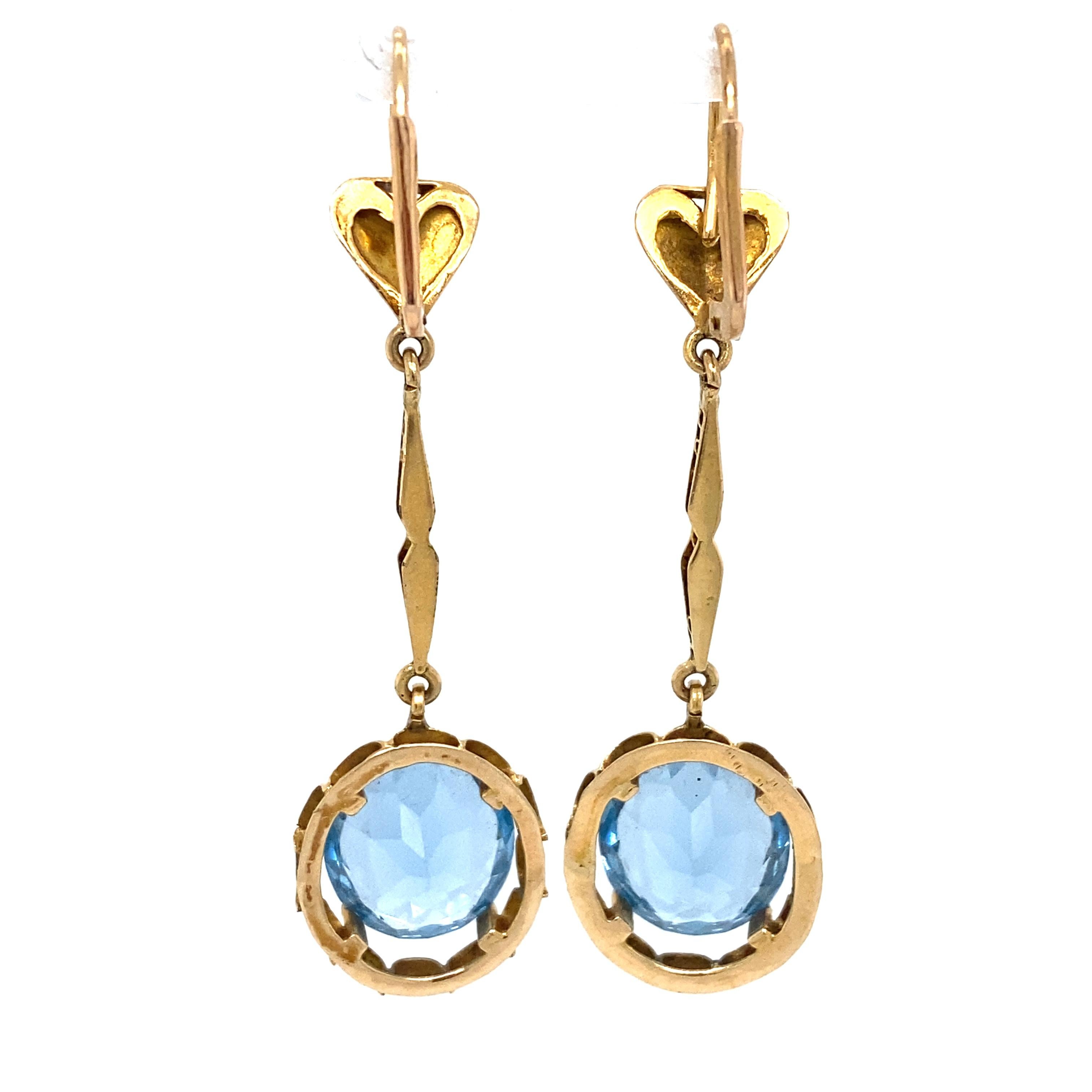 Women's 1950s 10 carat total Blue Topaz and 14 Karat Yellow Gold Dangle Earrings