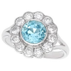Bague en or blanc des années 1950 avec aigue-marine et diamant de 1,34 carat