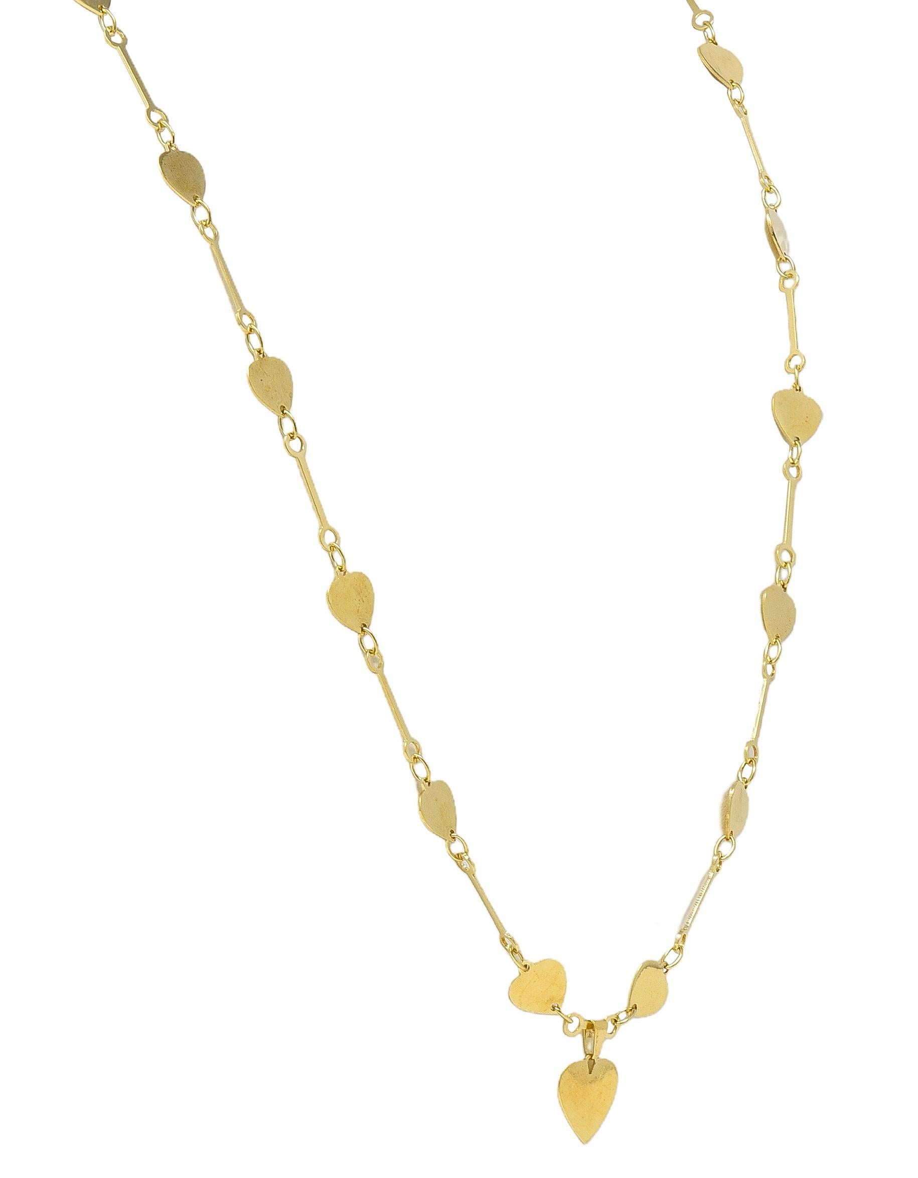 1950's 14 Karat Yellow Gold Vintage Fancy Heart Link Chain Necklace For Sale 4