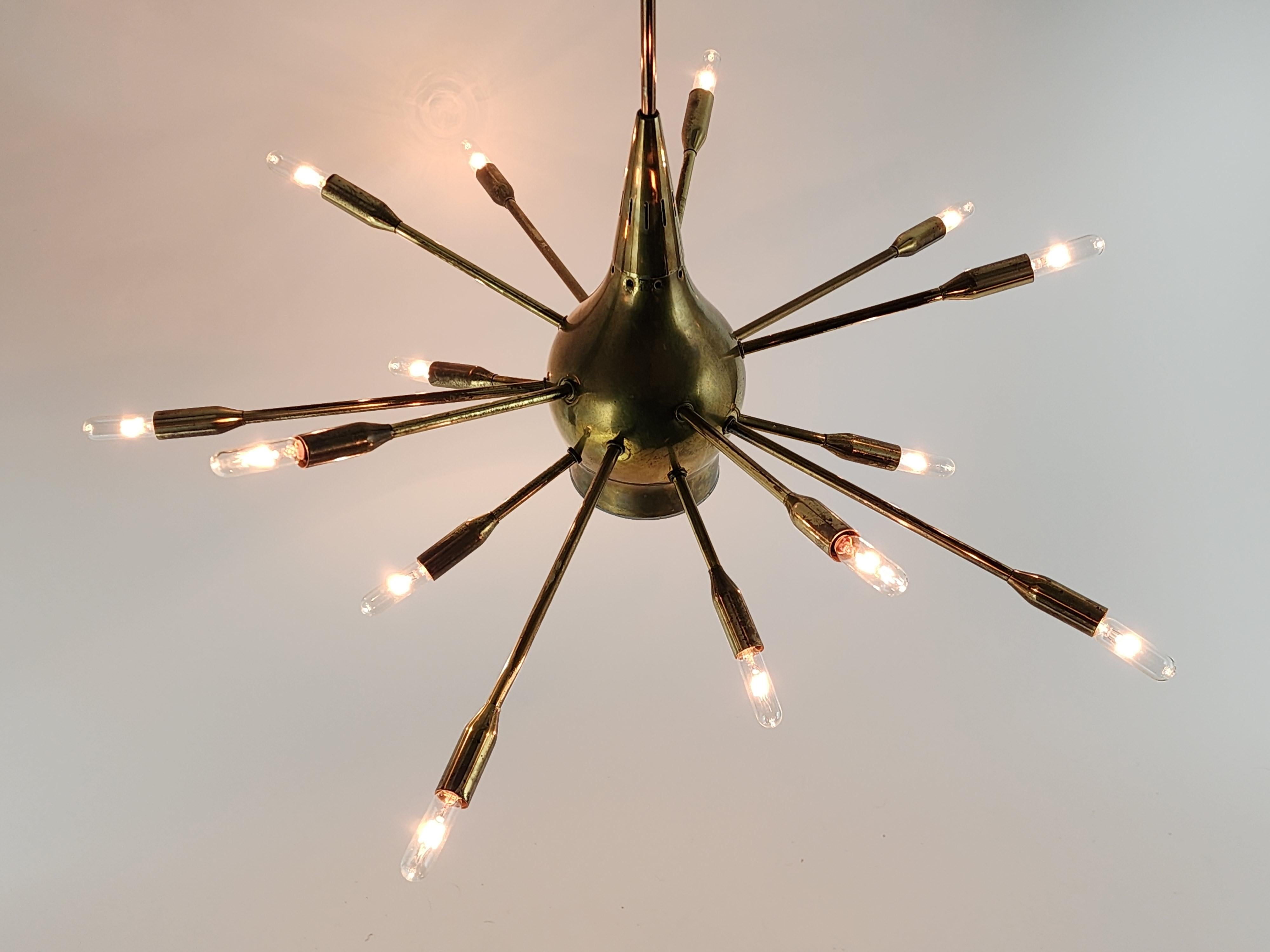 1950s 15 Arm Sputnik Chandelier with Down Light, Italy  For Sale 4