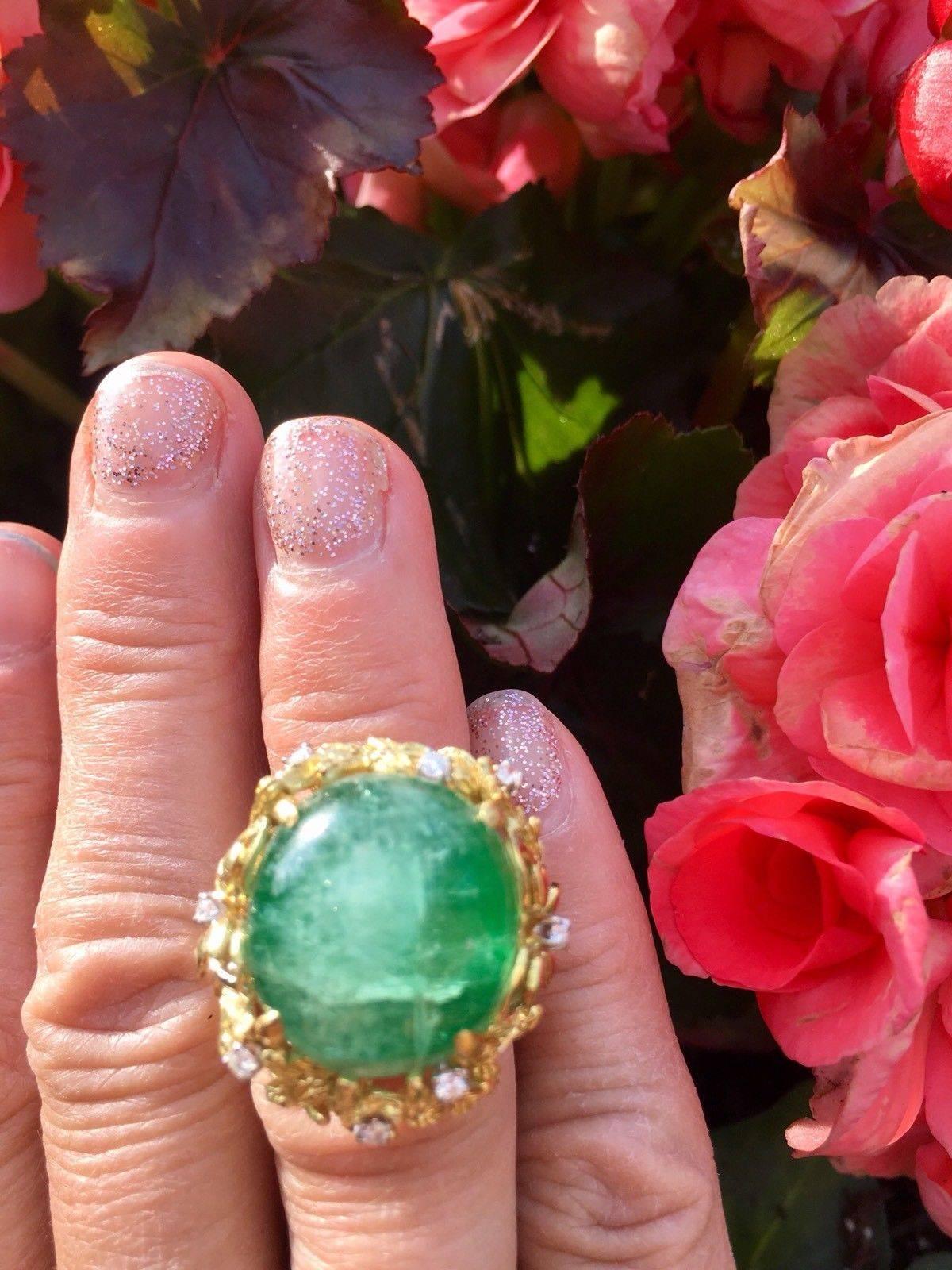 1950s 18 Karat Gold Diamond Emerald Cabachon Cocktail Ring In Excellent Condition In Shaker Heights, OH