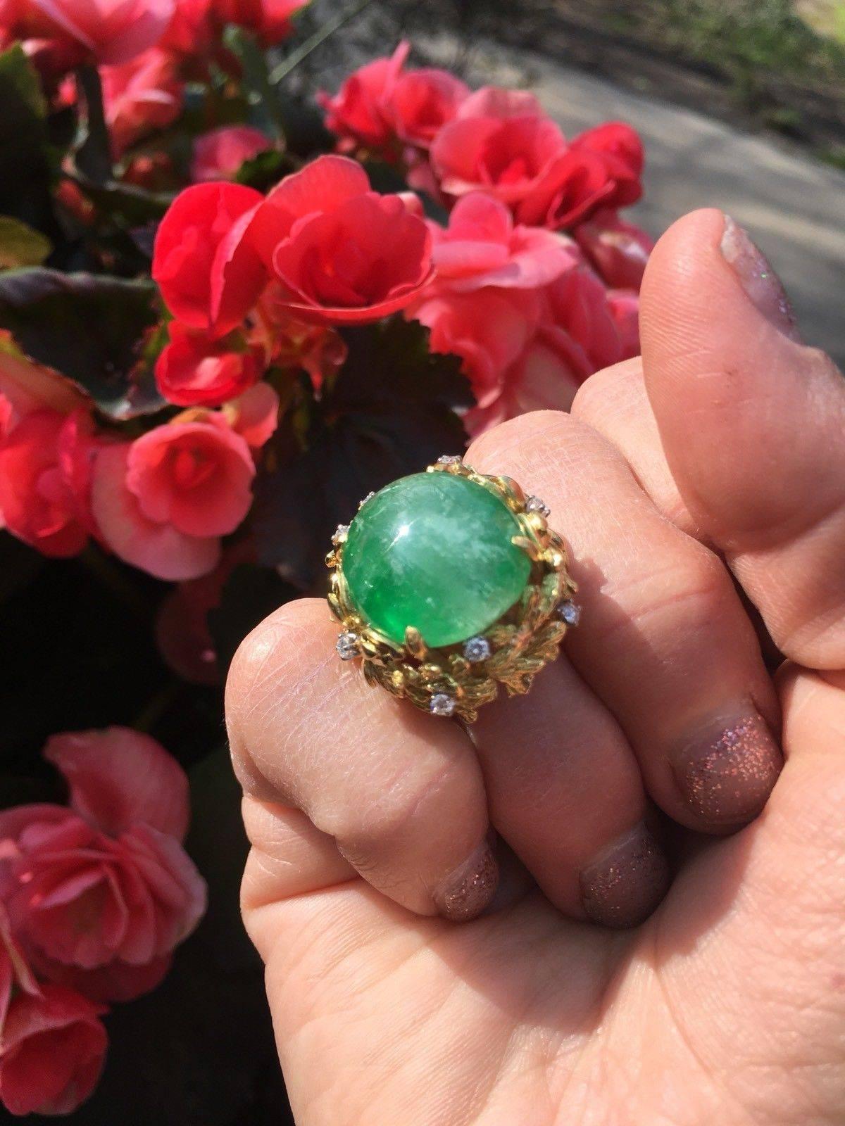 1950s 18 Karat Gold Diamond Emerald Cabachon Cocktail Ring 2