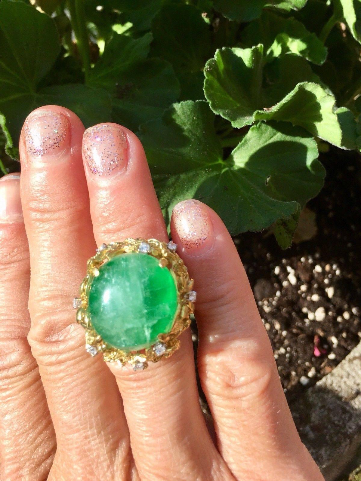 1950s 18 Karat Gold Diamond Emerald Cabachon Cocktail Ring 4