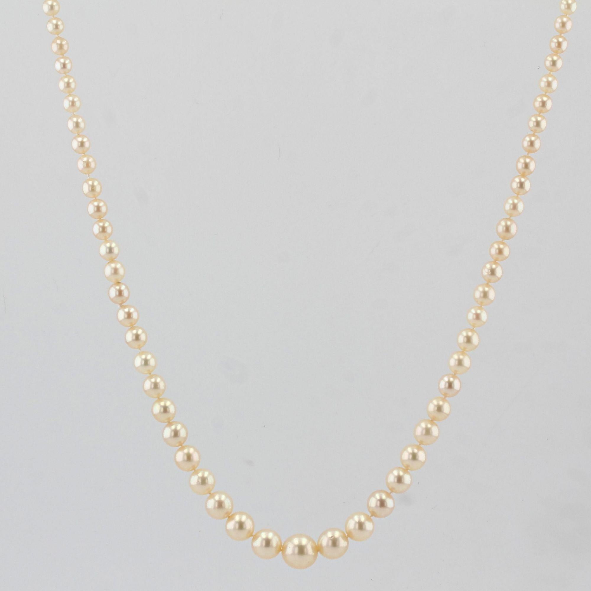 Retro 1950s 18 Karat White Gold Diamonds Clasp Falling Pearl Necklace For Sale