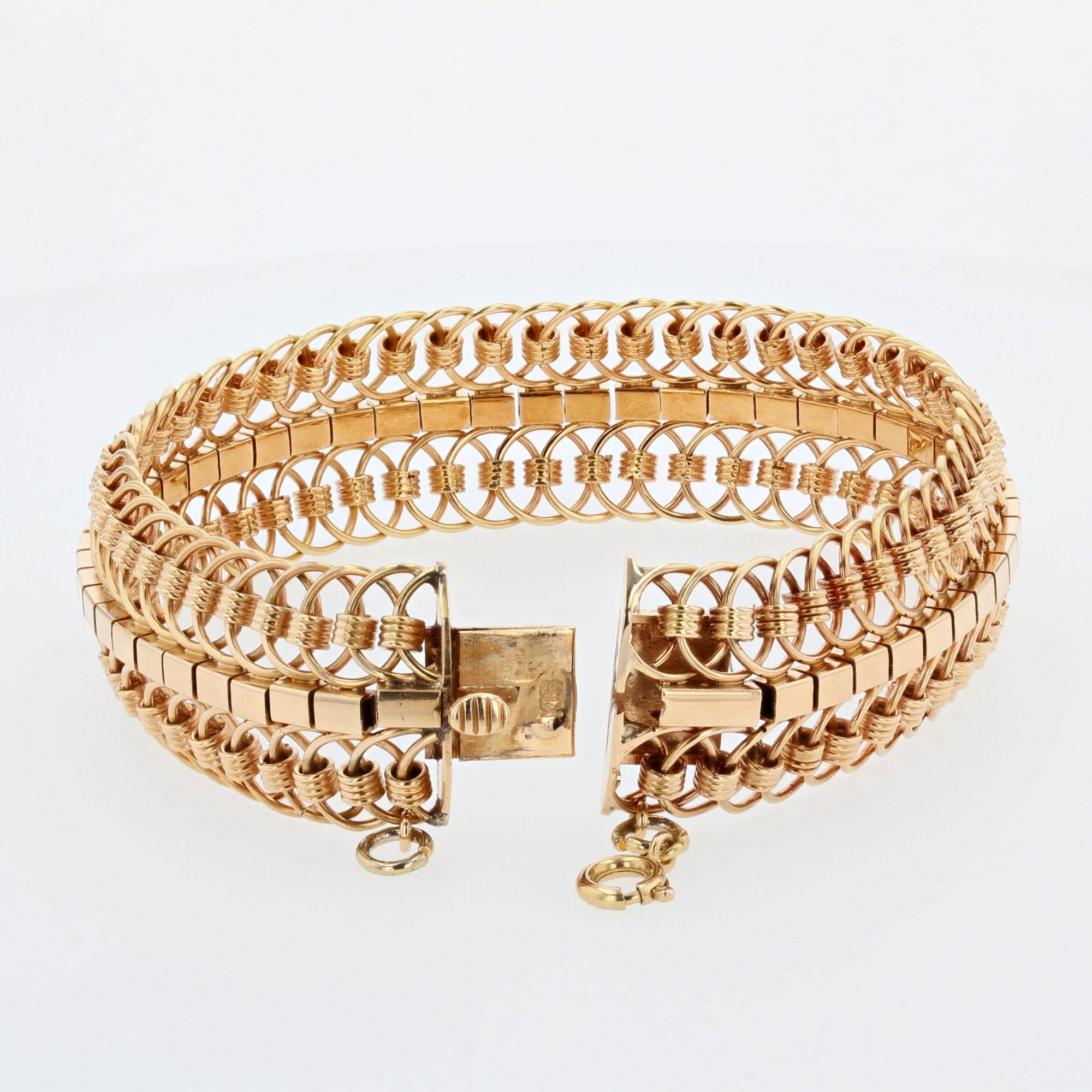 1950s - Bracelet en or jaune 18 carats à mailles articulées en vente 4