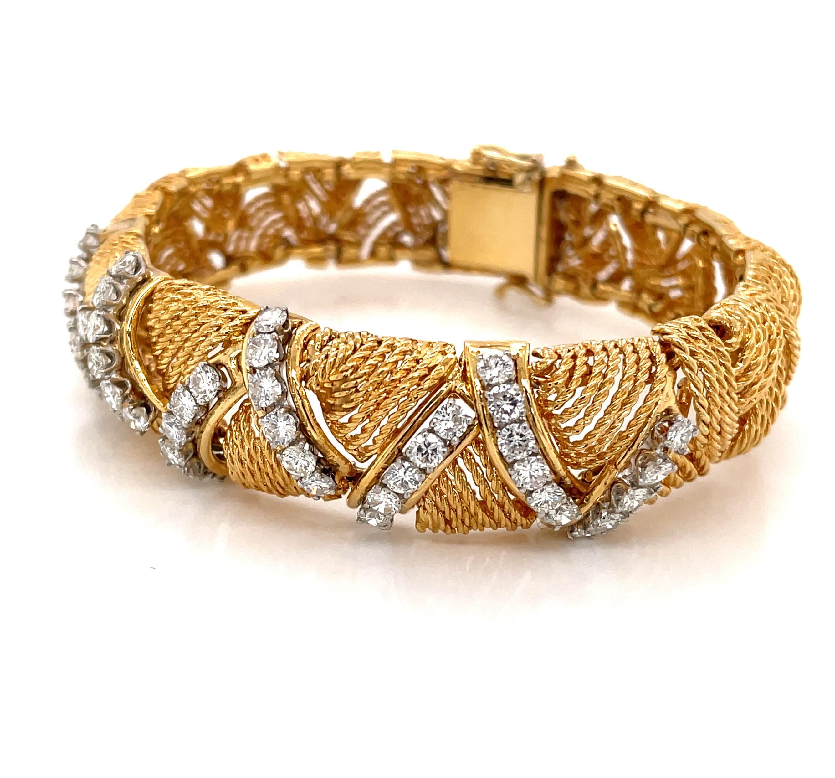 Woven 18 Karat Yellow Gold Rope Diamond Retro 1950's Bracelet   In Excellent Condition For Sale In Mount Kisco, NY
