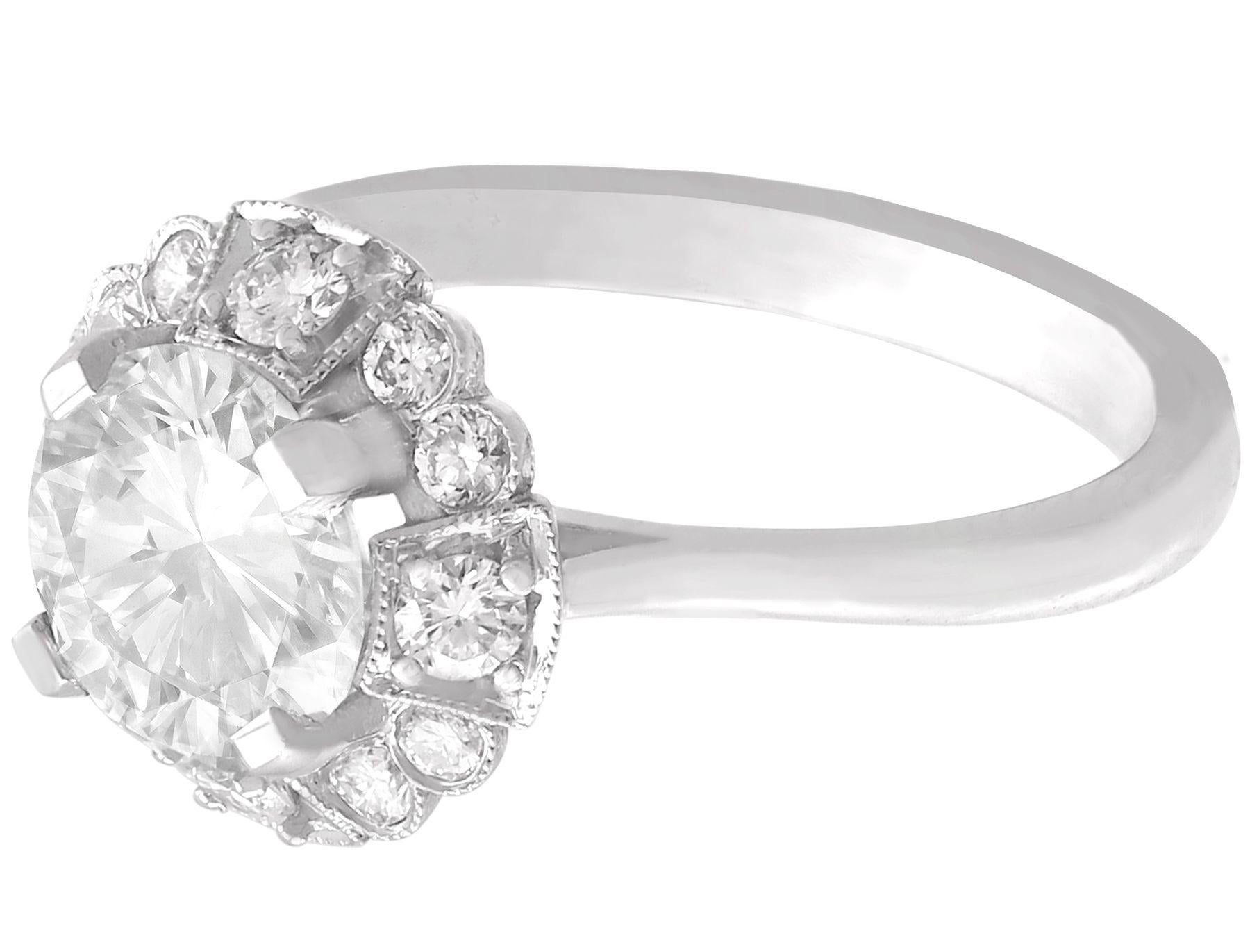 Taille ronde 1950s Vintage 1.83 Carat Diamond and White Gold Cluster Engagement Ring en vente