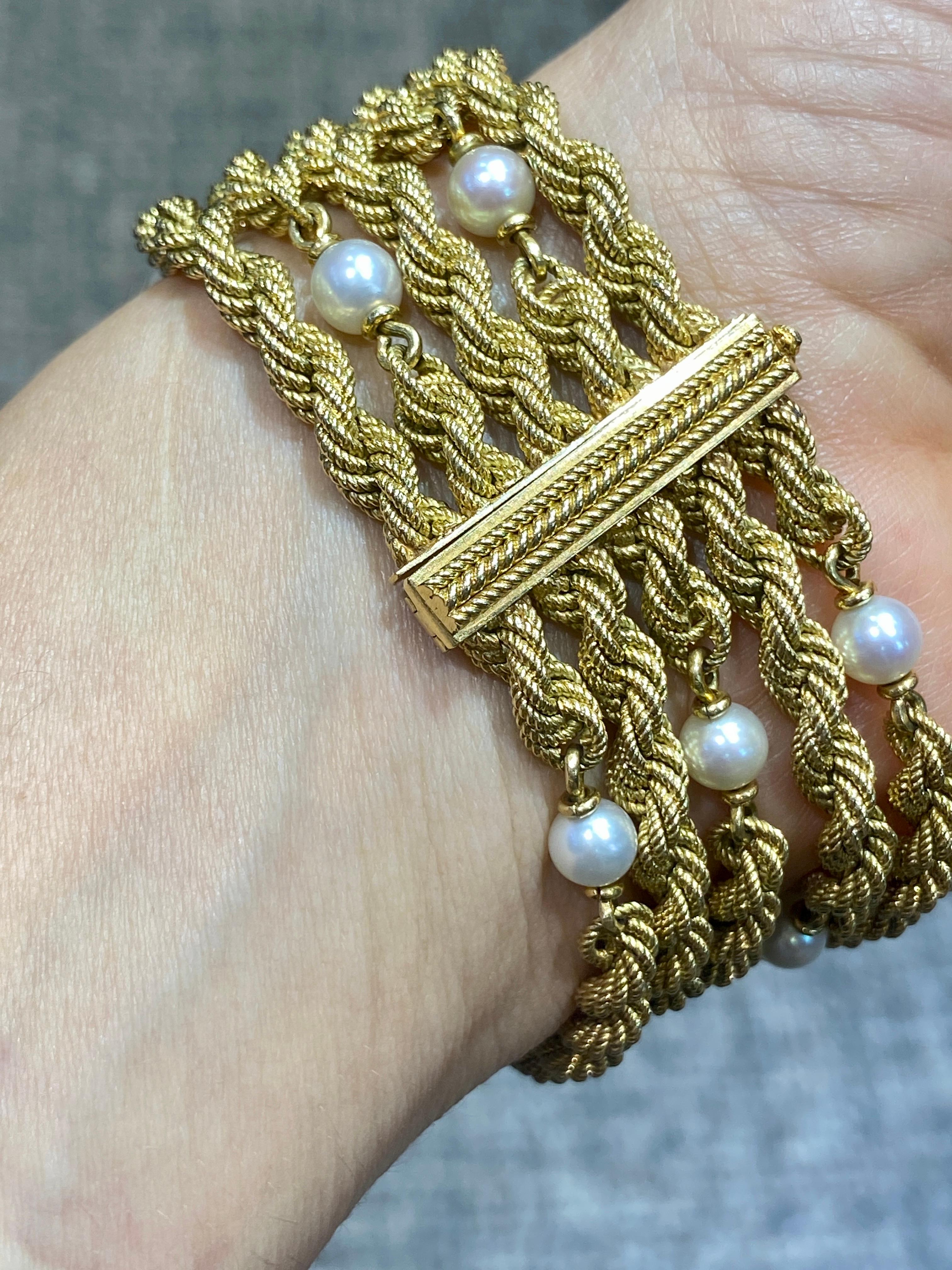 Rétro Bracciale a 5 fili in oro 18k del 1950 con perle di Carlo Weingrill in vendita