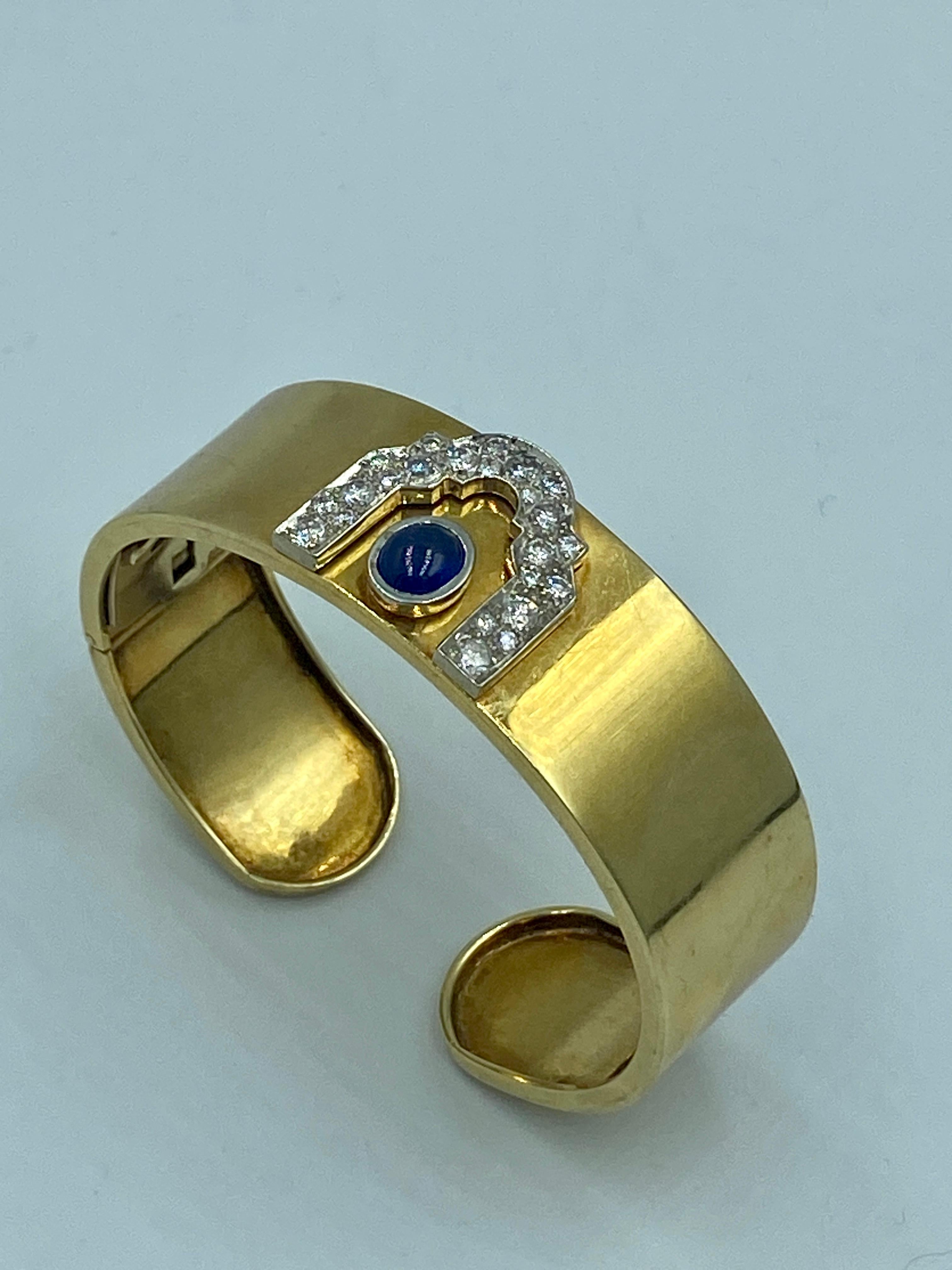 Manchette en or 18k des années 1950 avec diamants et saphir cabochon en vente 4