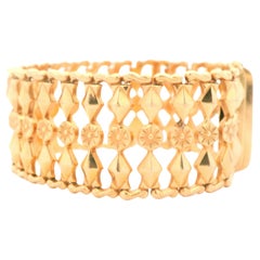 1950s 18k Yellow Gold Italian Fancy Link Bracelet 1 Inch Wide